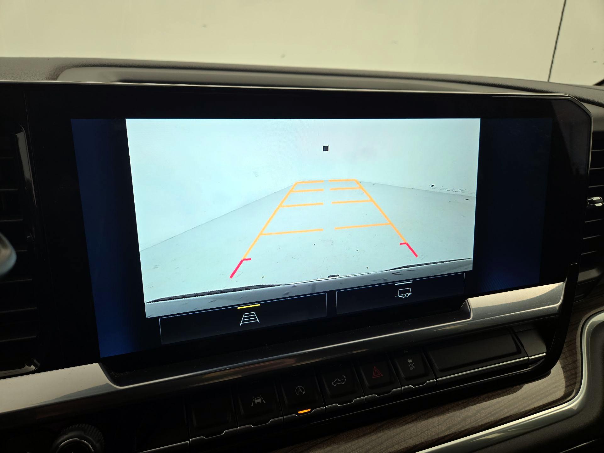 Thumbnail: 2022 Chevrolet Silverado 1500 - 14