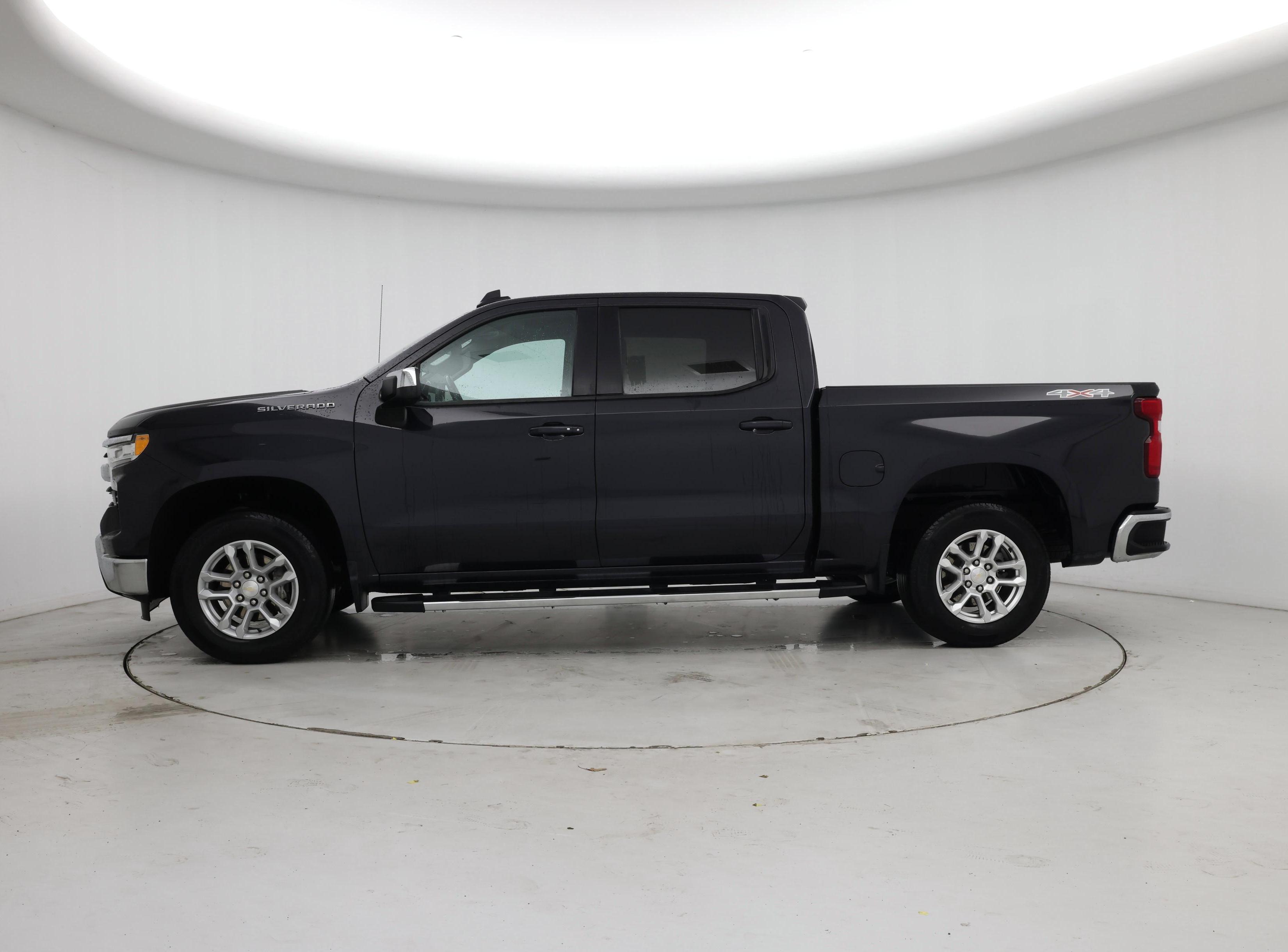 Thumbnail: 2022 Chevrolet Silverado 1500 - 3