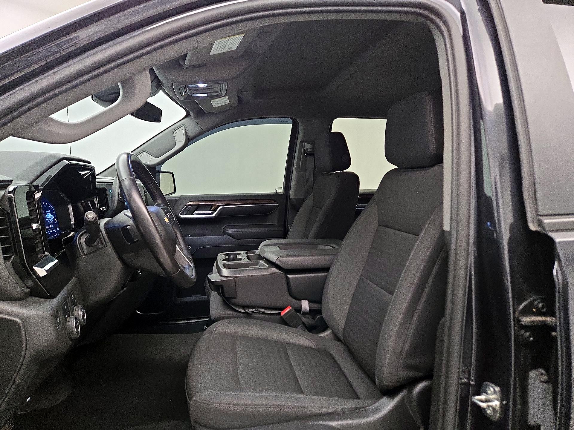 Thumbnail: 2022 Chevrolet Silverado 1500 - 11