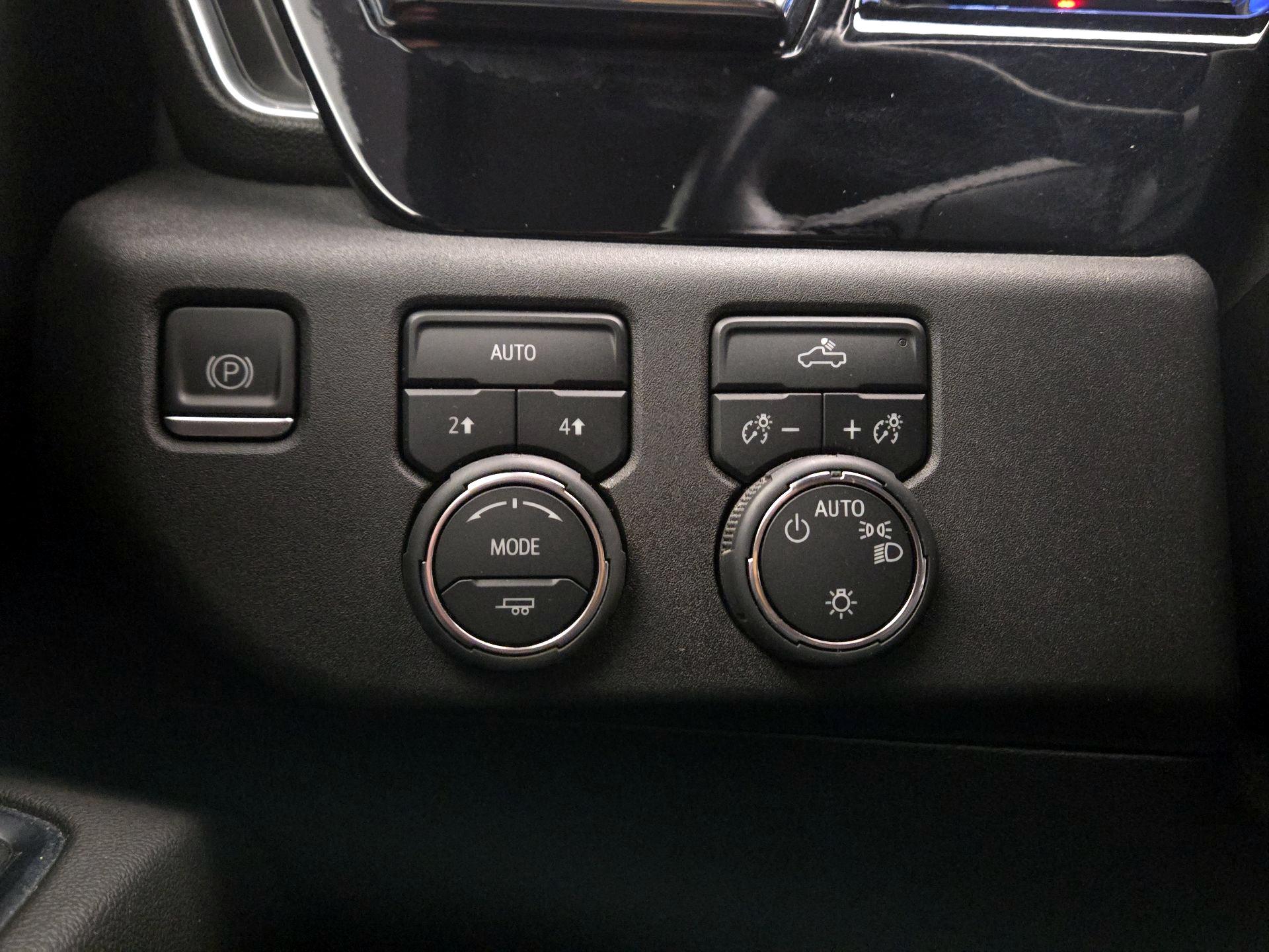 Thumbnail: 2022 Chevrolet Silverado 1500 - 13