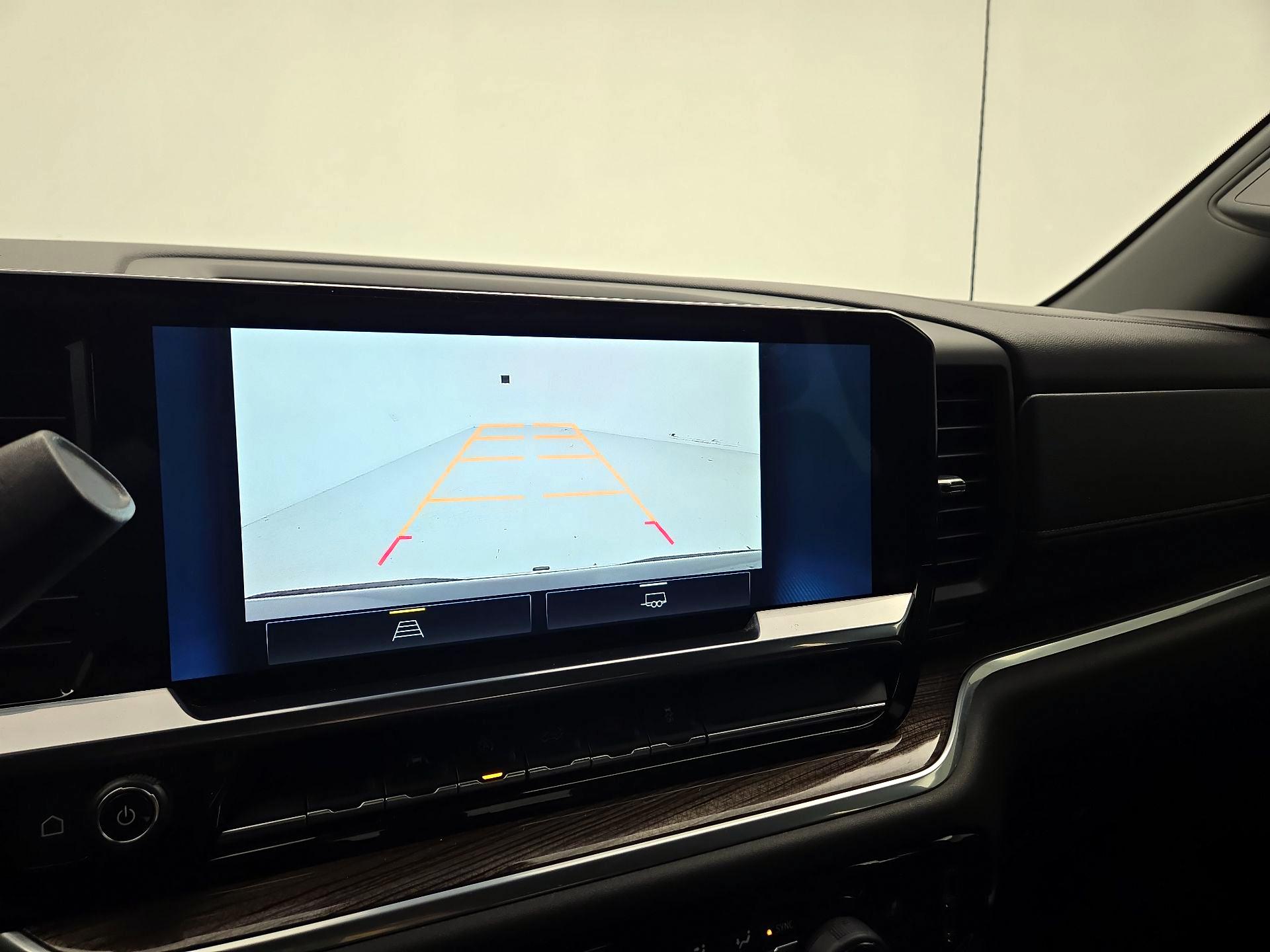 Thumbnail: 2022 Chevrolet Silverado 1500 - 14