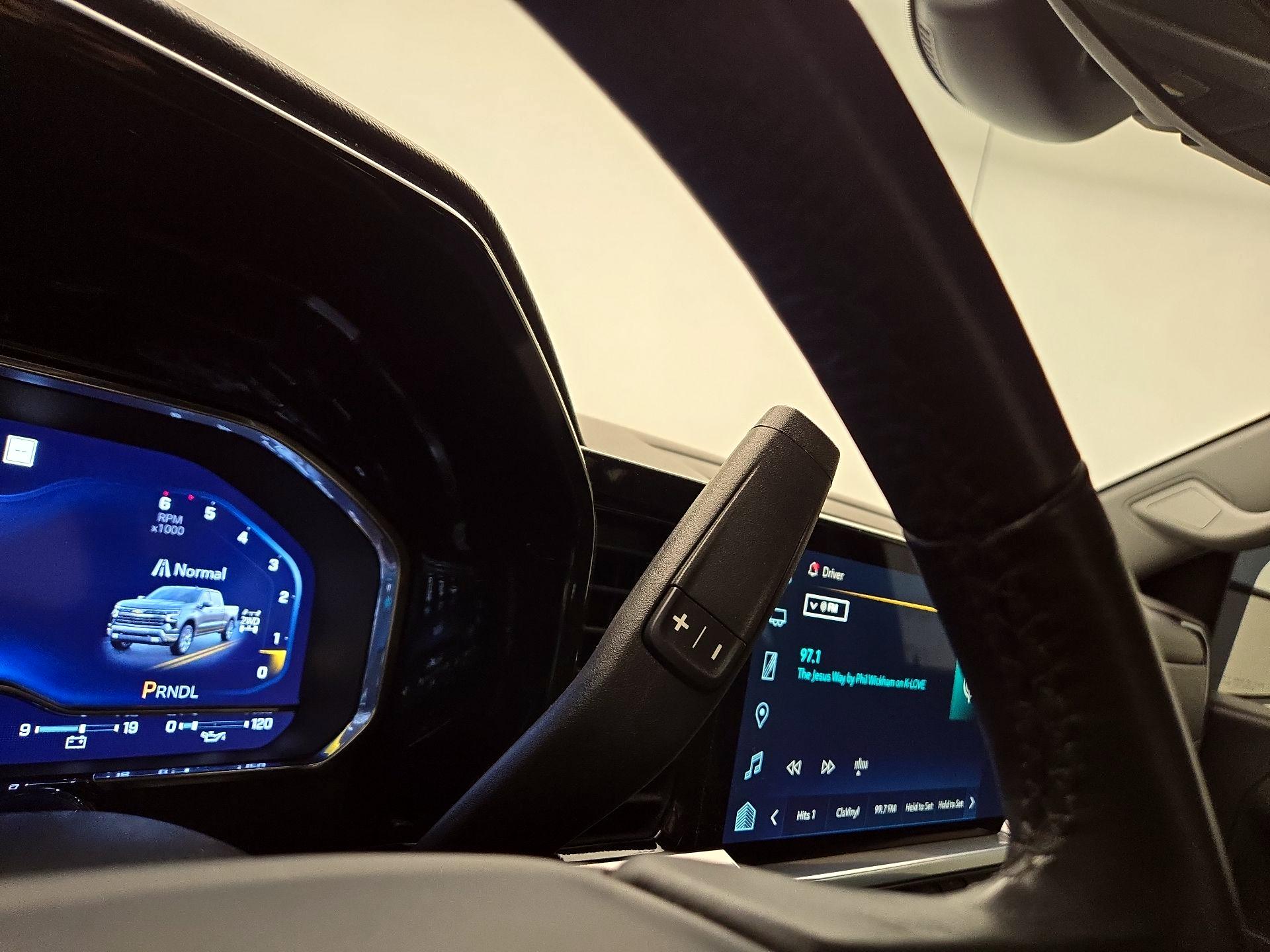 Thumbnail: 2022 Chevrolet Silverado 1500 - 17