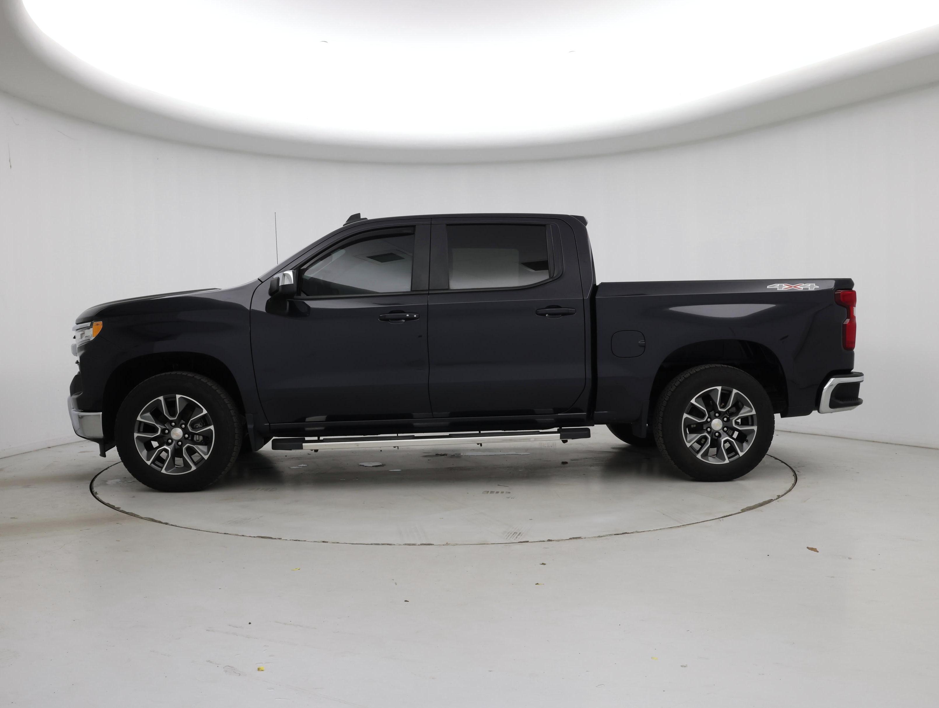 Thumbnail: 2022 Chevrolet Silverado 1500 - 3