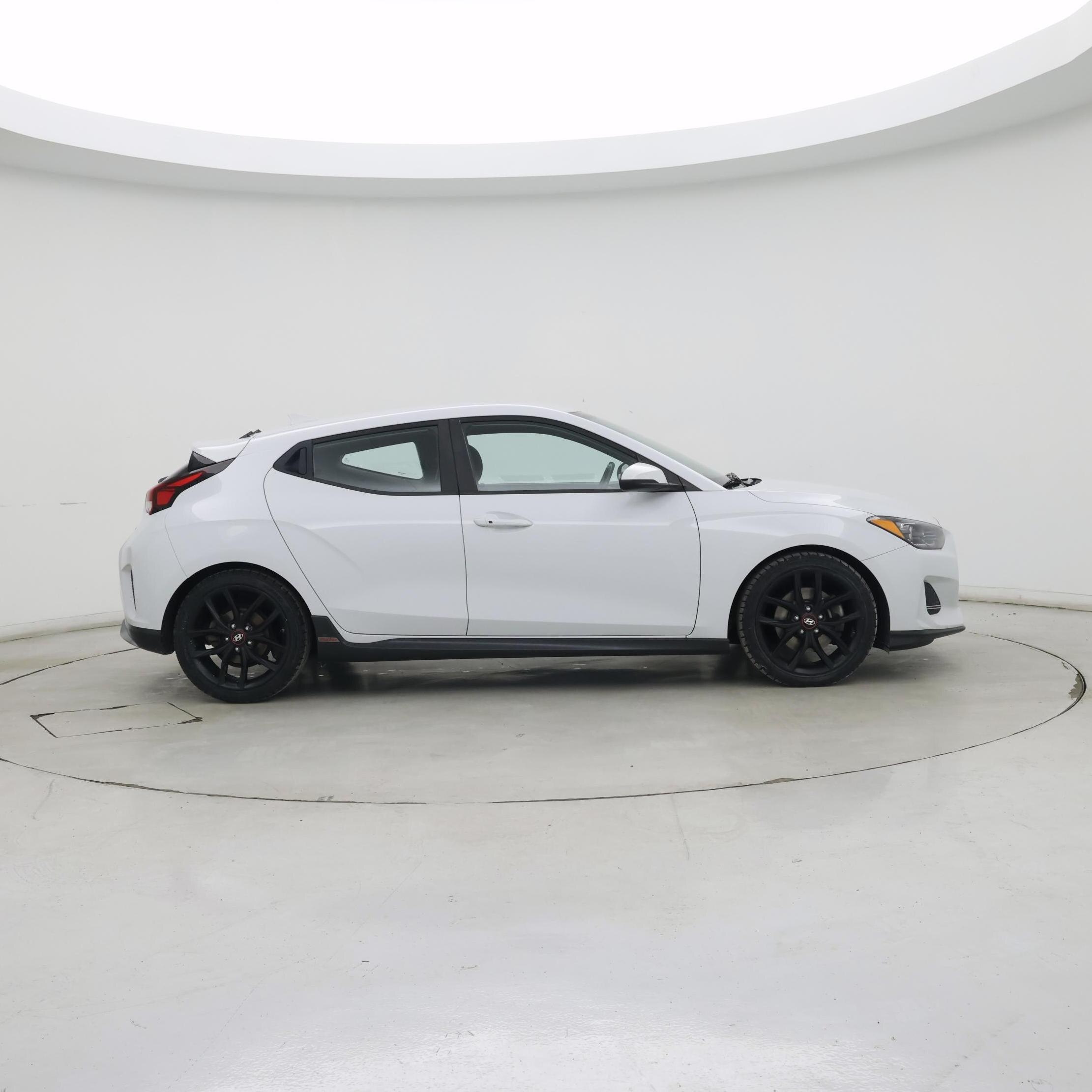 Thumbnail: 2019 Hyundai Veloster - 7