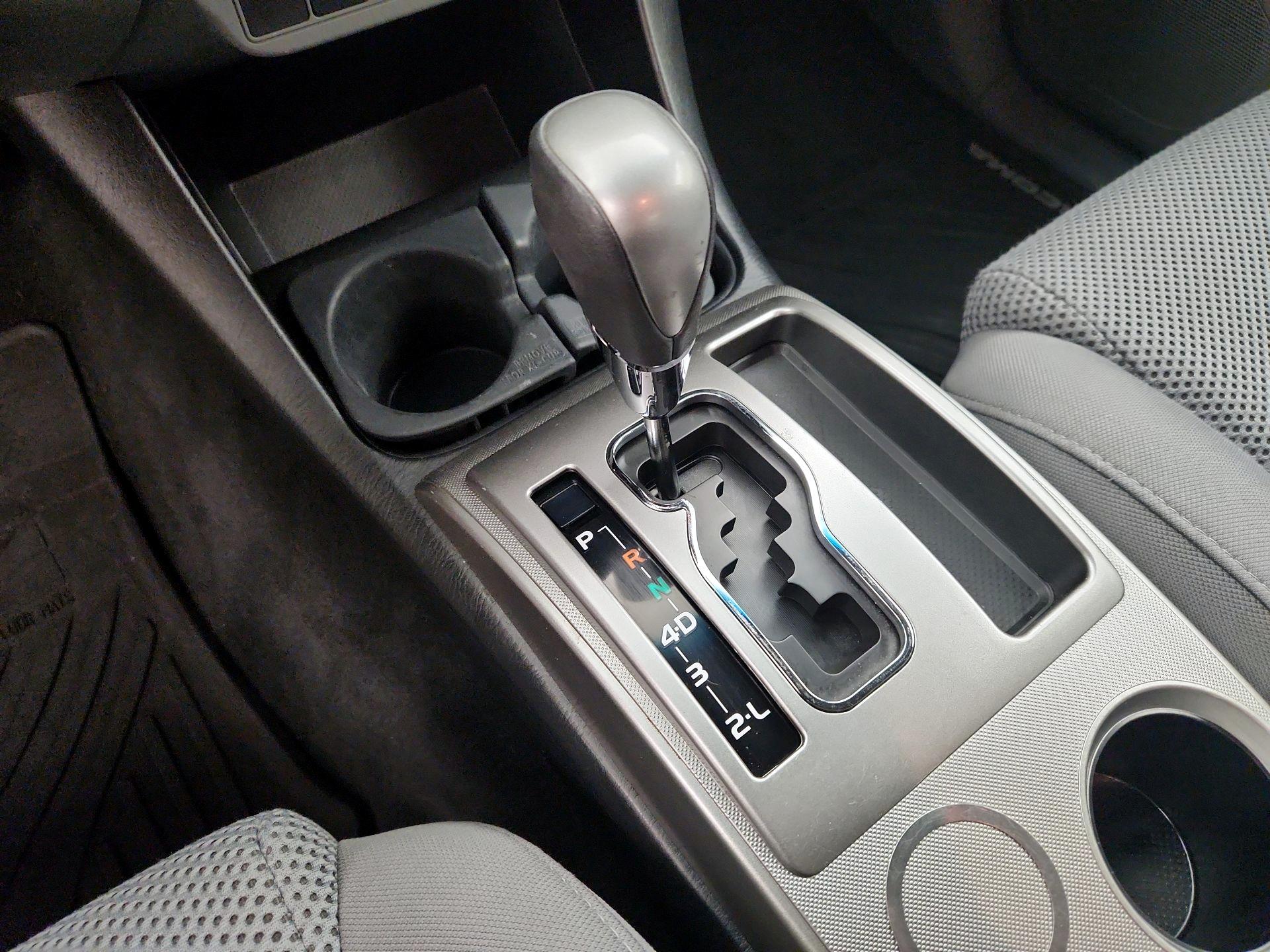 Thumbnail: 2015 Toyota Tacoma - 17