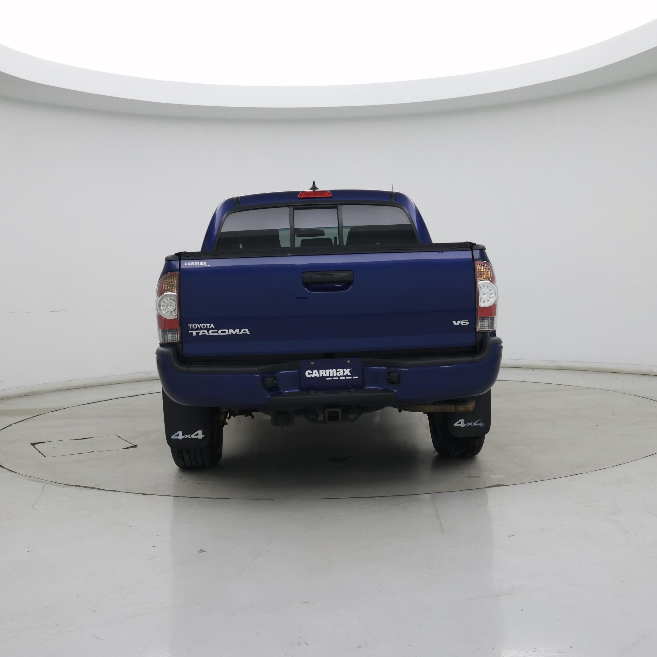 Thumbnail: 2015 Toyota Tacoma - 6