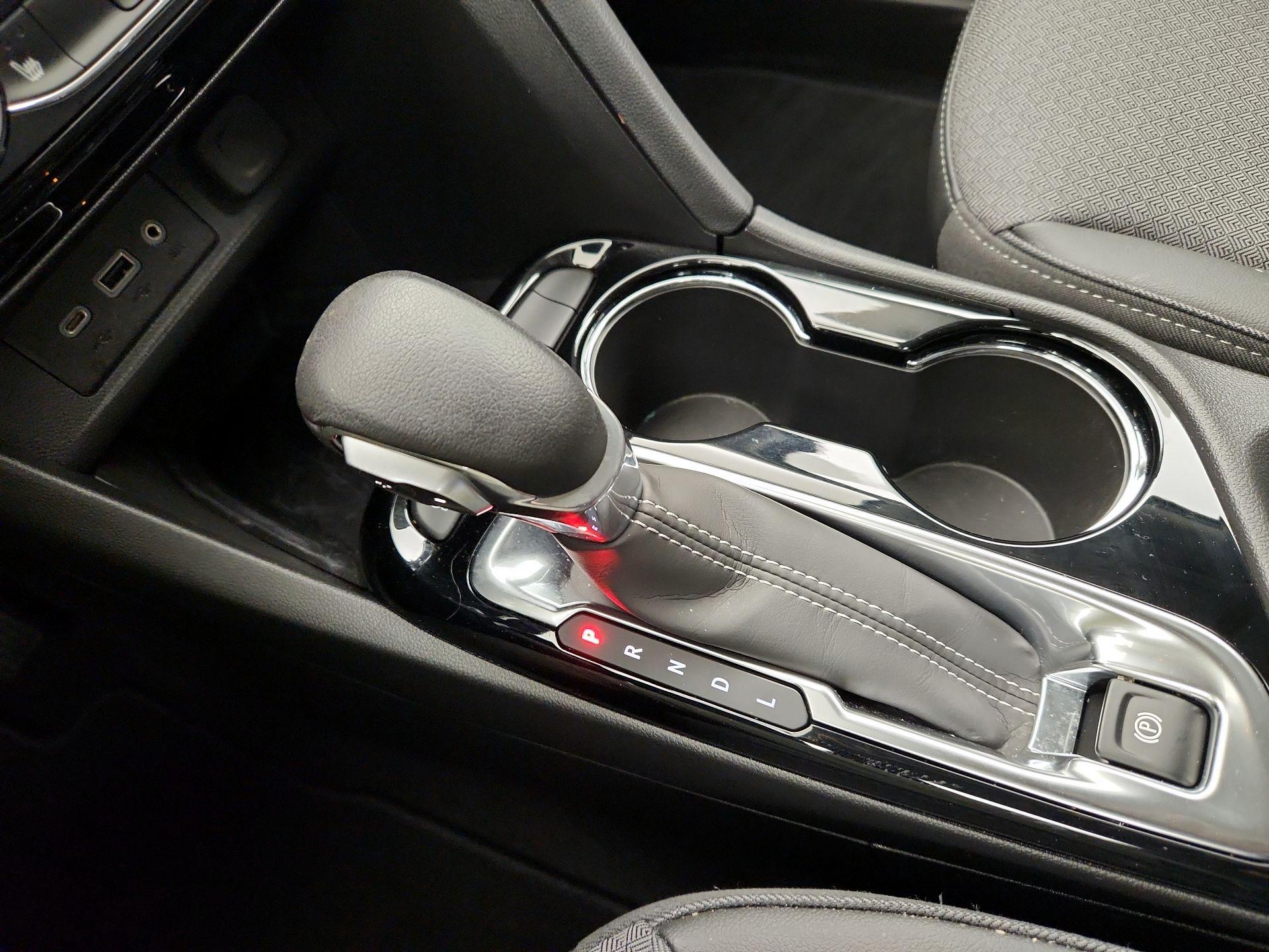 Thumbnail: 2022 Buick Encore GX - 17