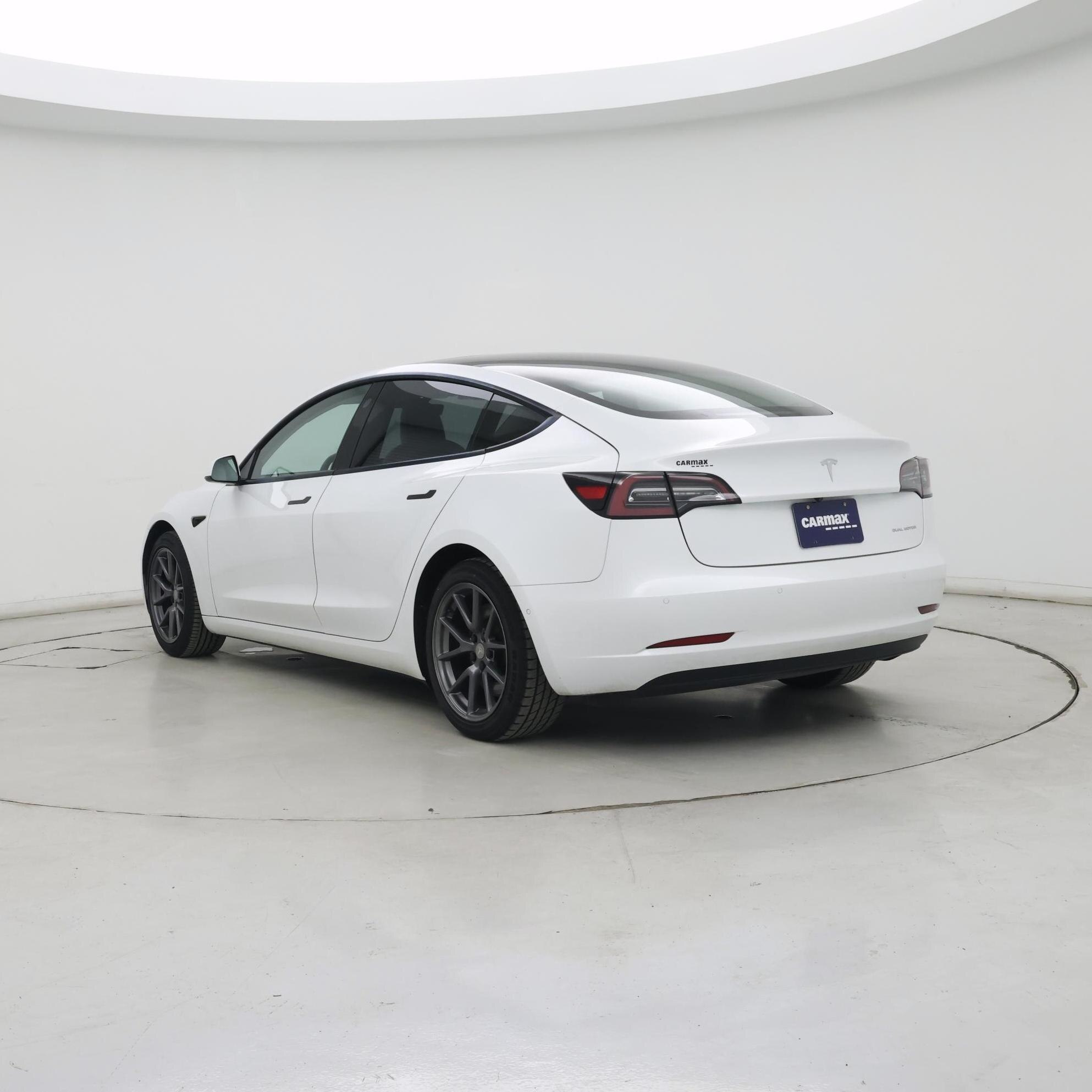 Thumbnail: 2021 Tesla Model 3 - 2