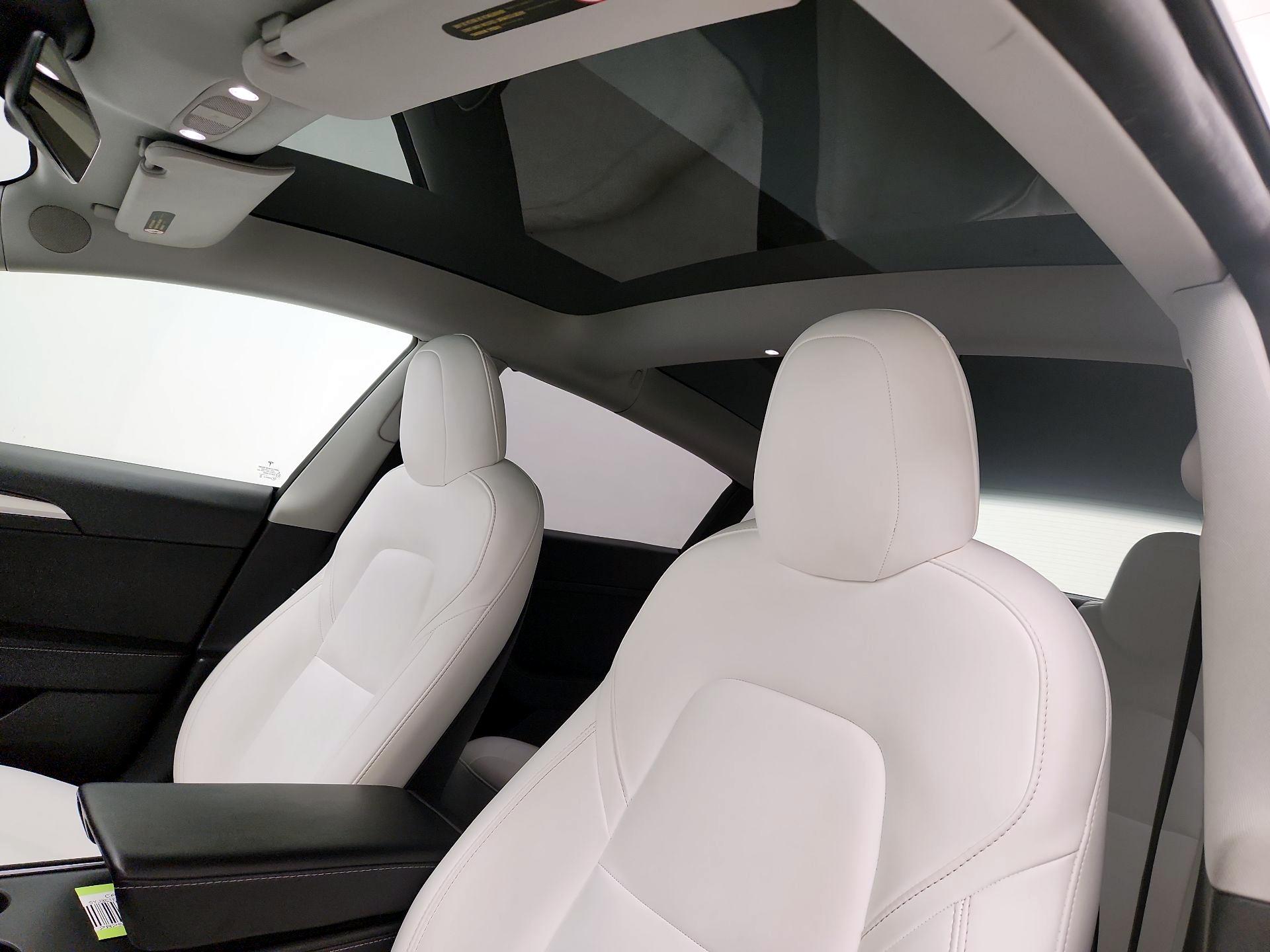 Thumbnail: 2021 Tesla Model 3 - 19