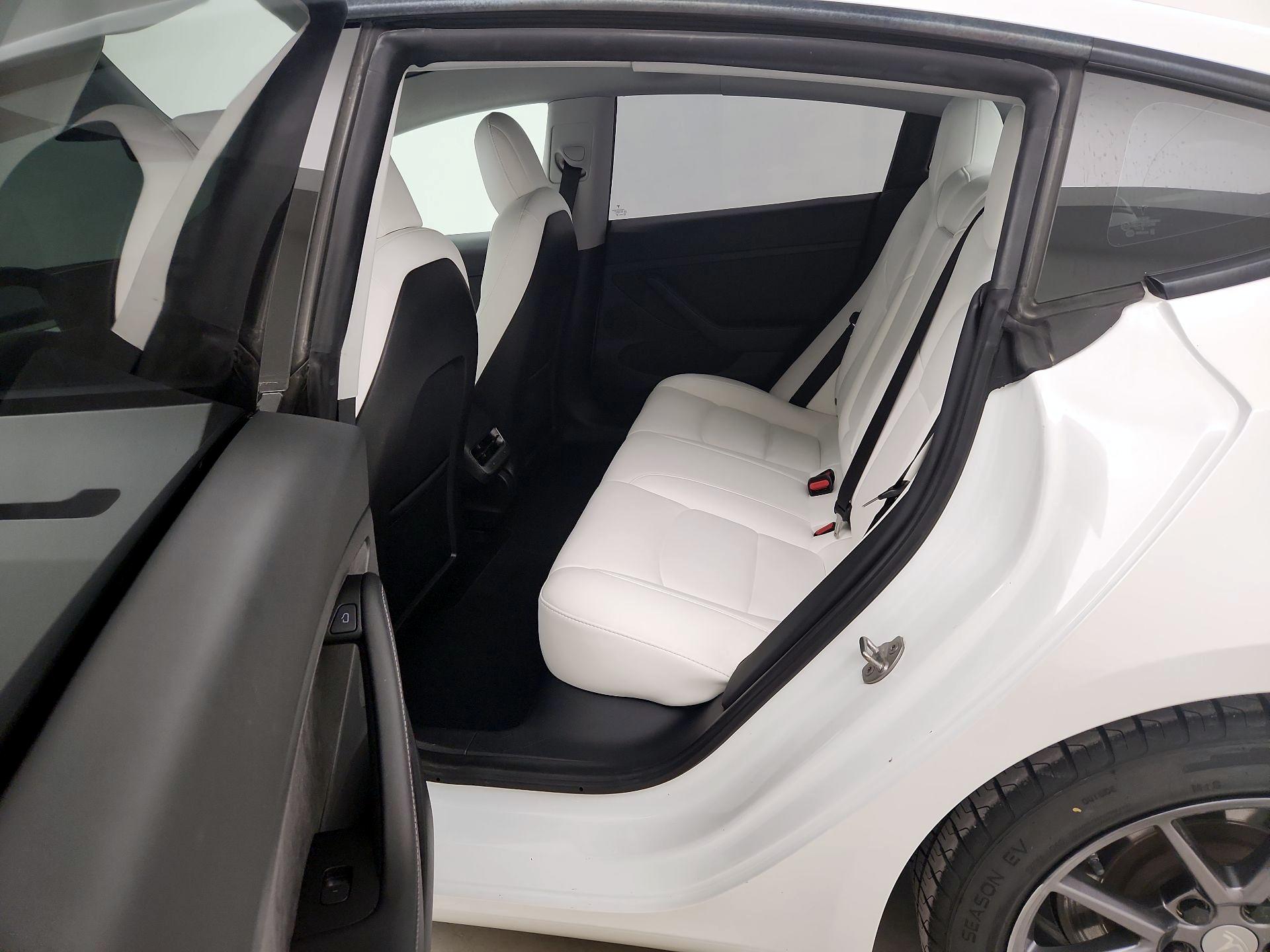 Thumbnail: 2021 Tesla Model 3 - 20