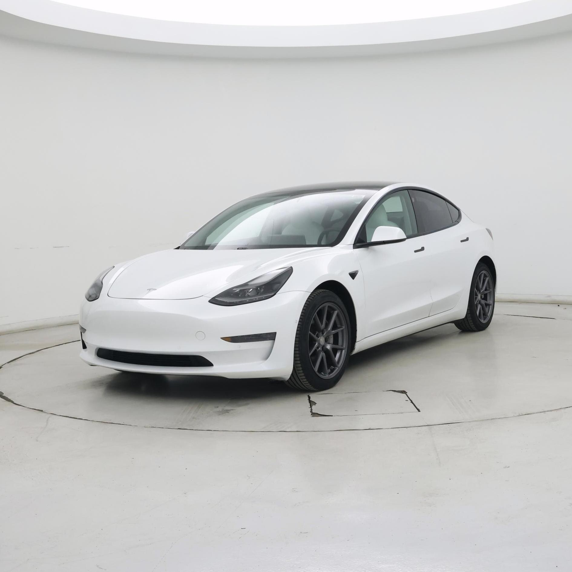 Thumbnail: 2021 Tesla Model 3 - 4