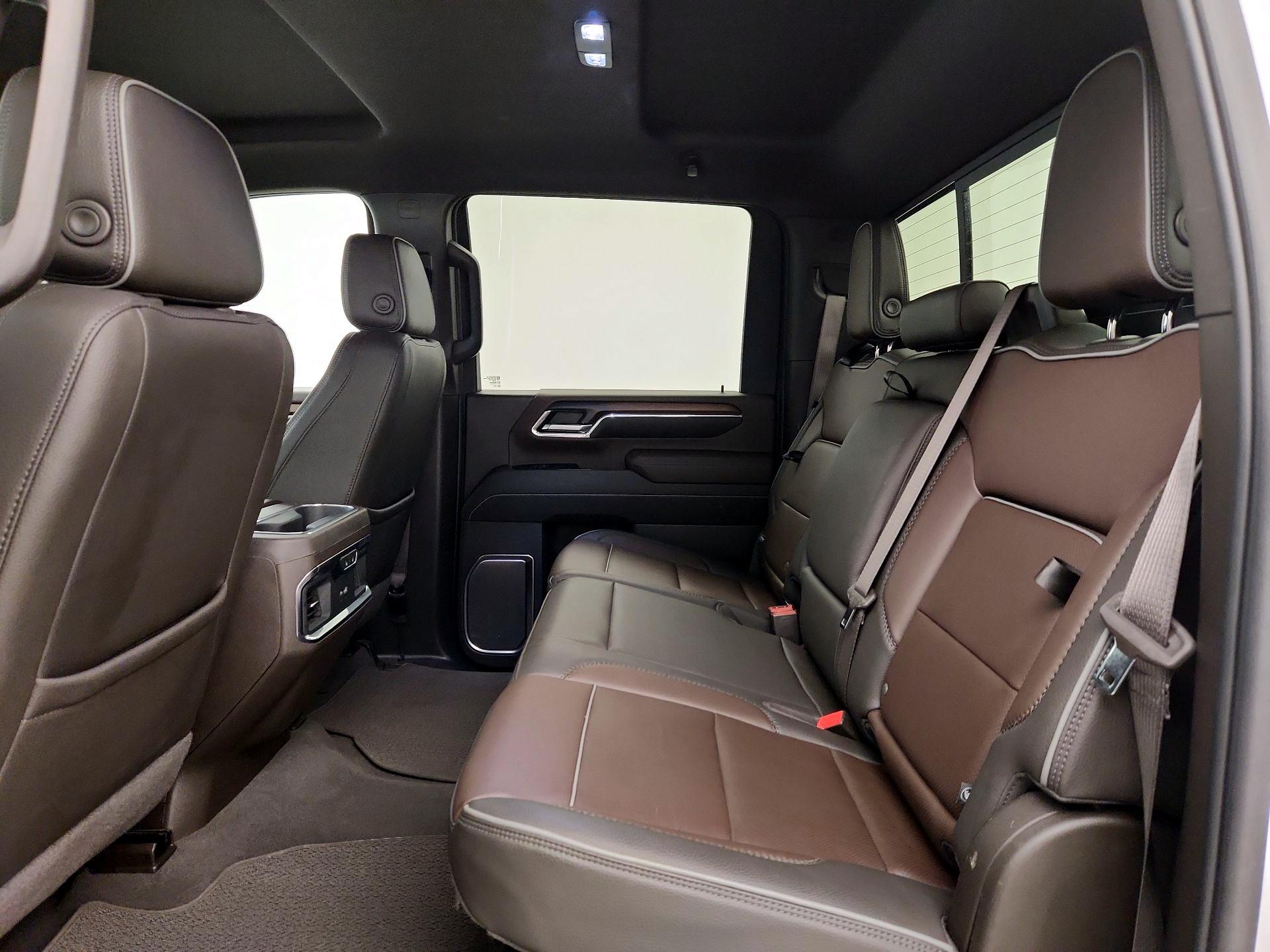 Thumbnail: 2024 GMC Sierra 2500 - 19