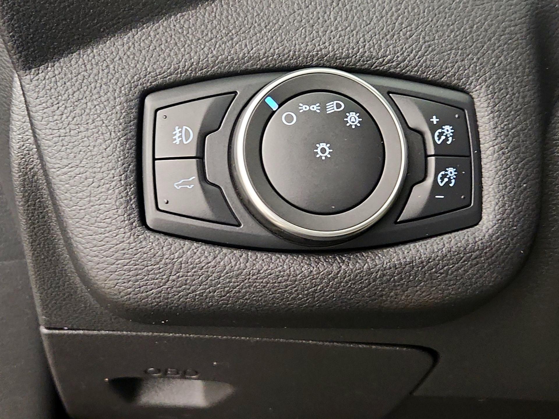 Thumbnail: 2019 Ford Escape - 13