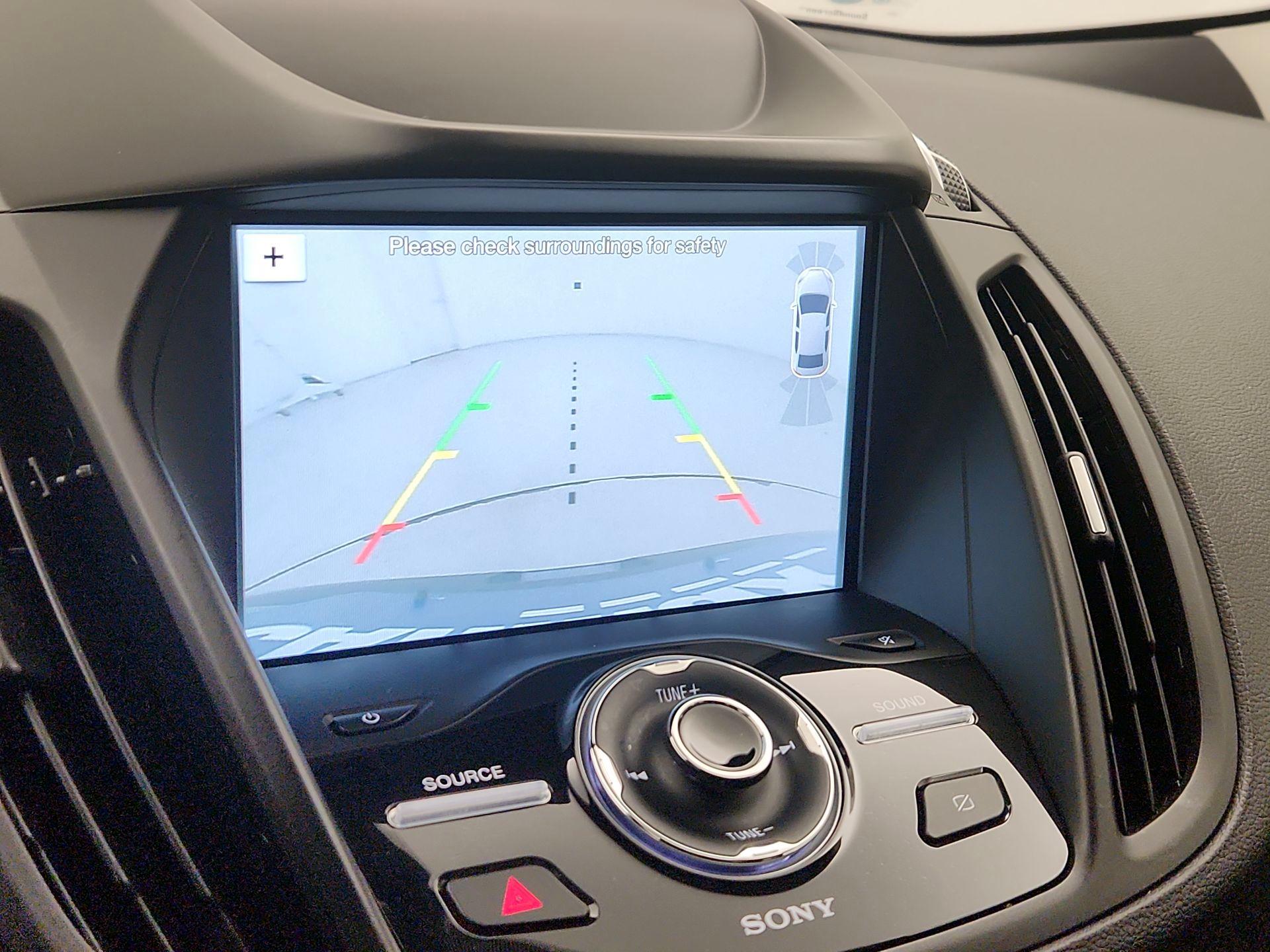 Thumbnail: 2019 Ford Escape - 15