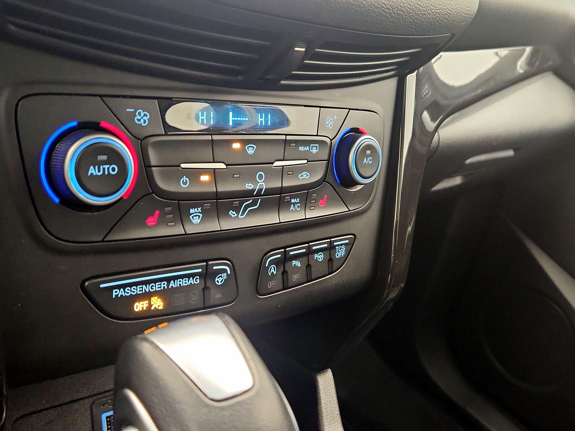 Thumbnail: 2019 Ford Escape - 17