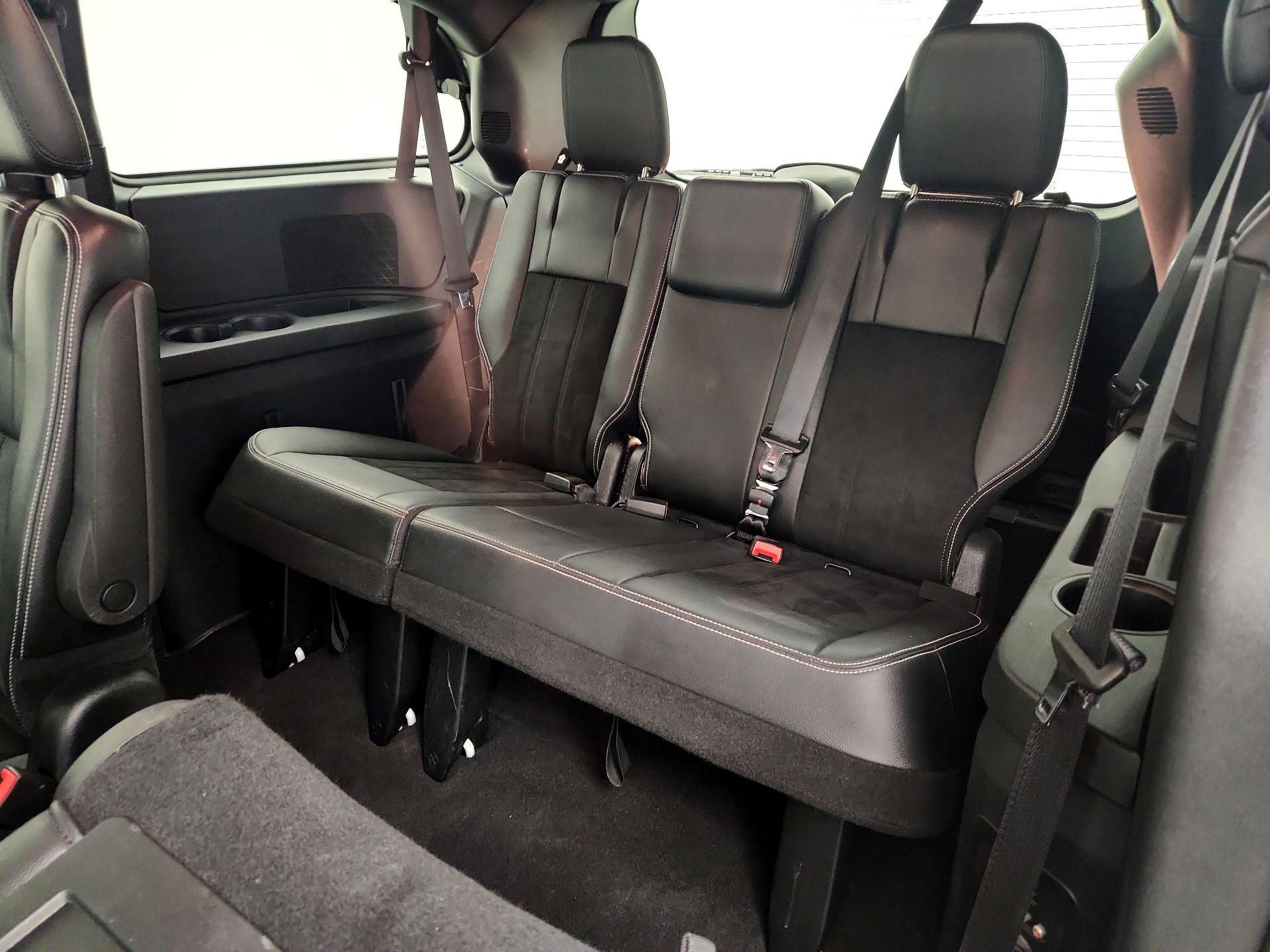 Thumbnail: 2018 Dodge Grand Caravan - 20