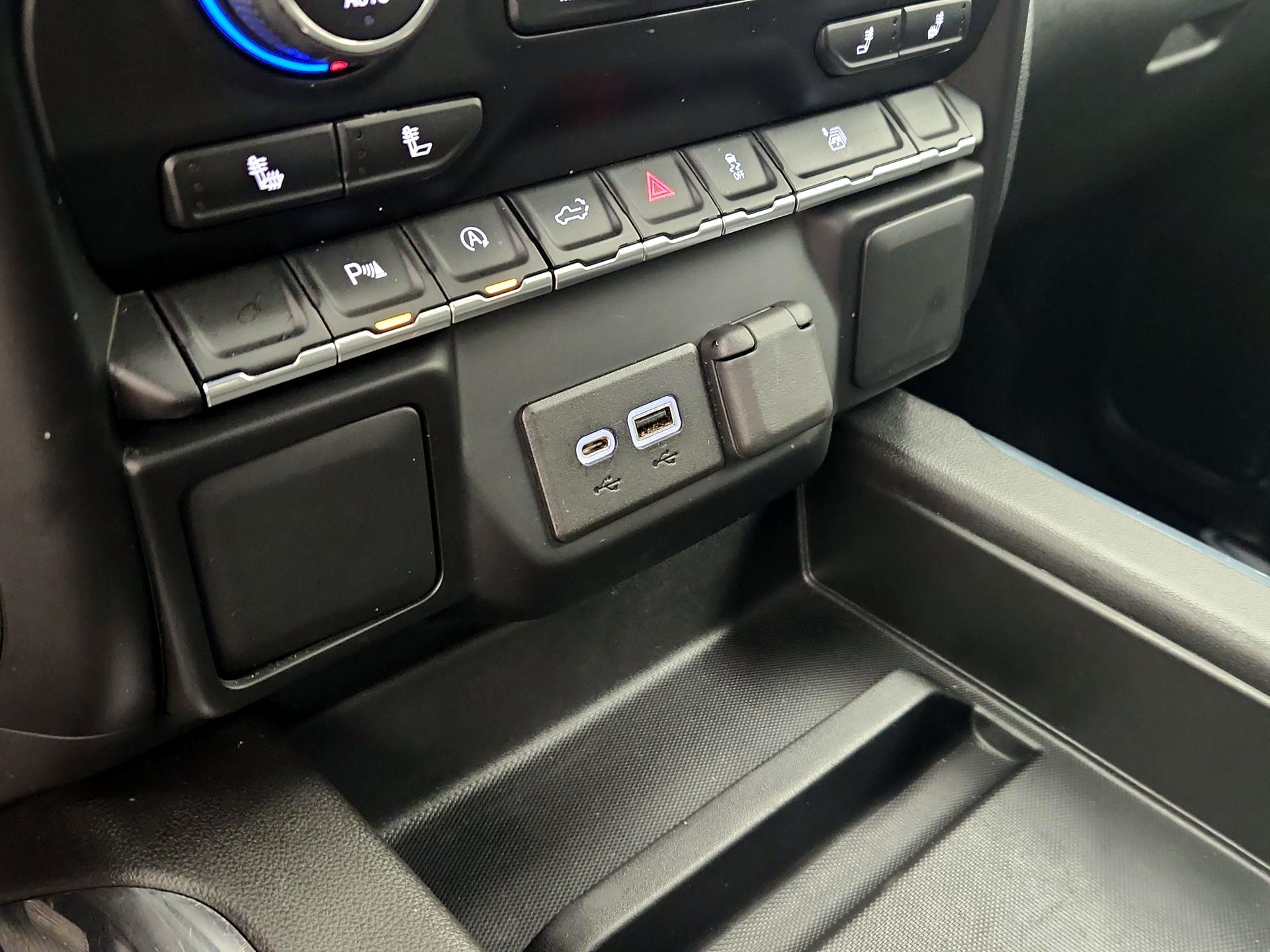 Thumbnail: 2022 Chevrolet Silverado 1500 - 18