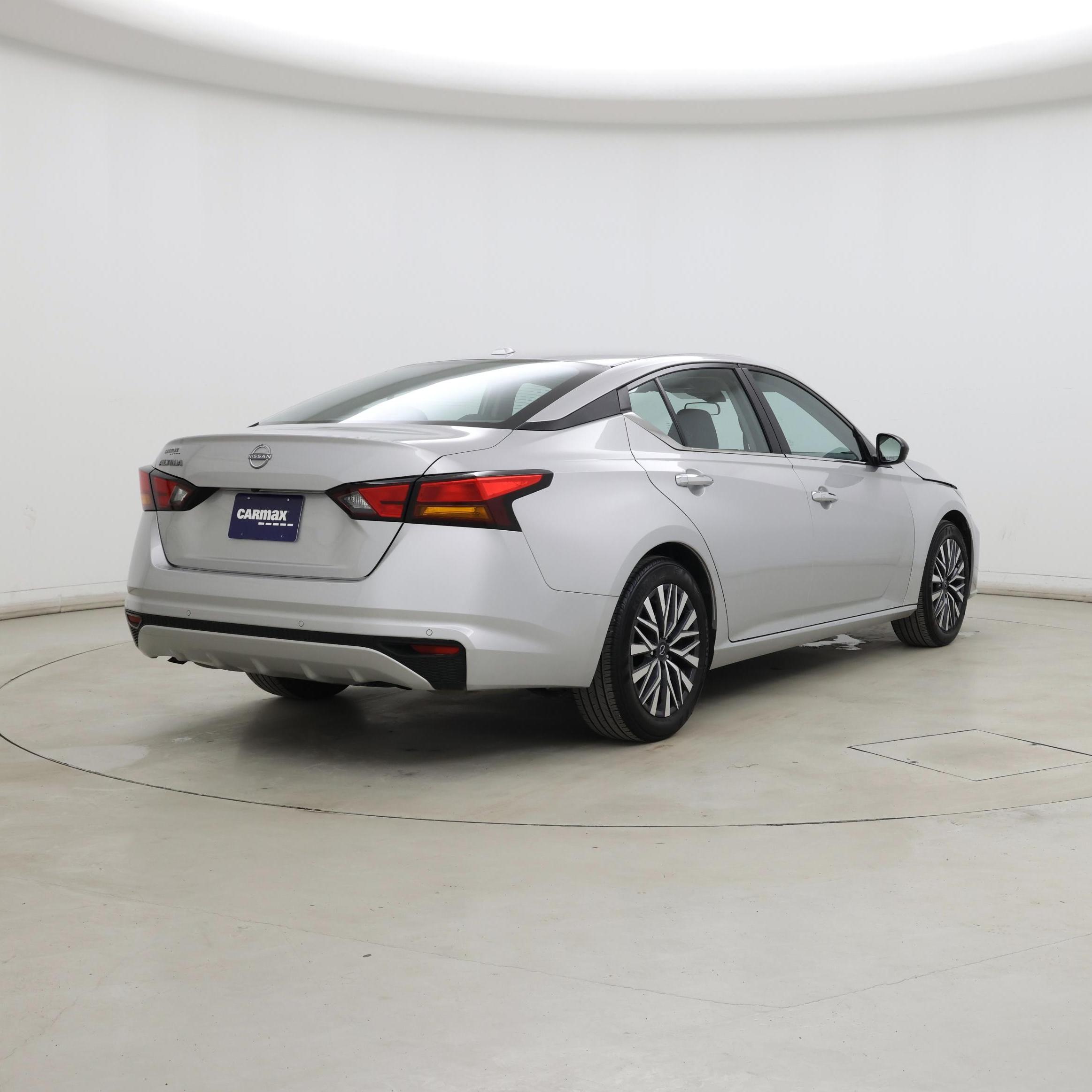 Thumbnail: 2025 Nissan Altima - 8