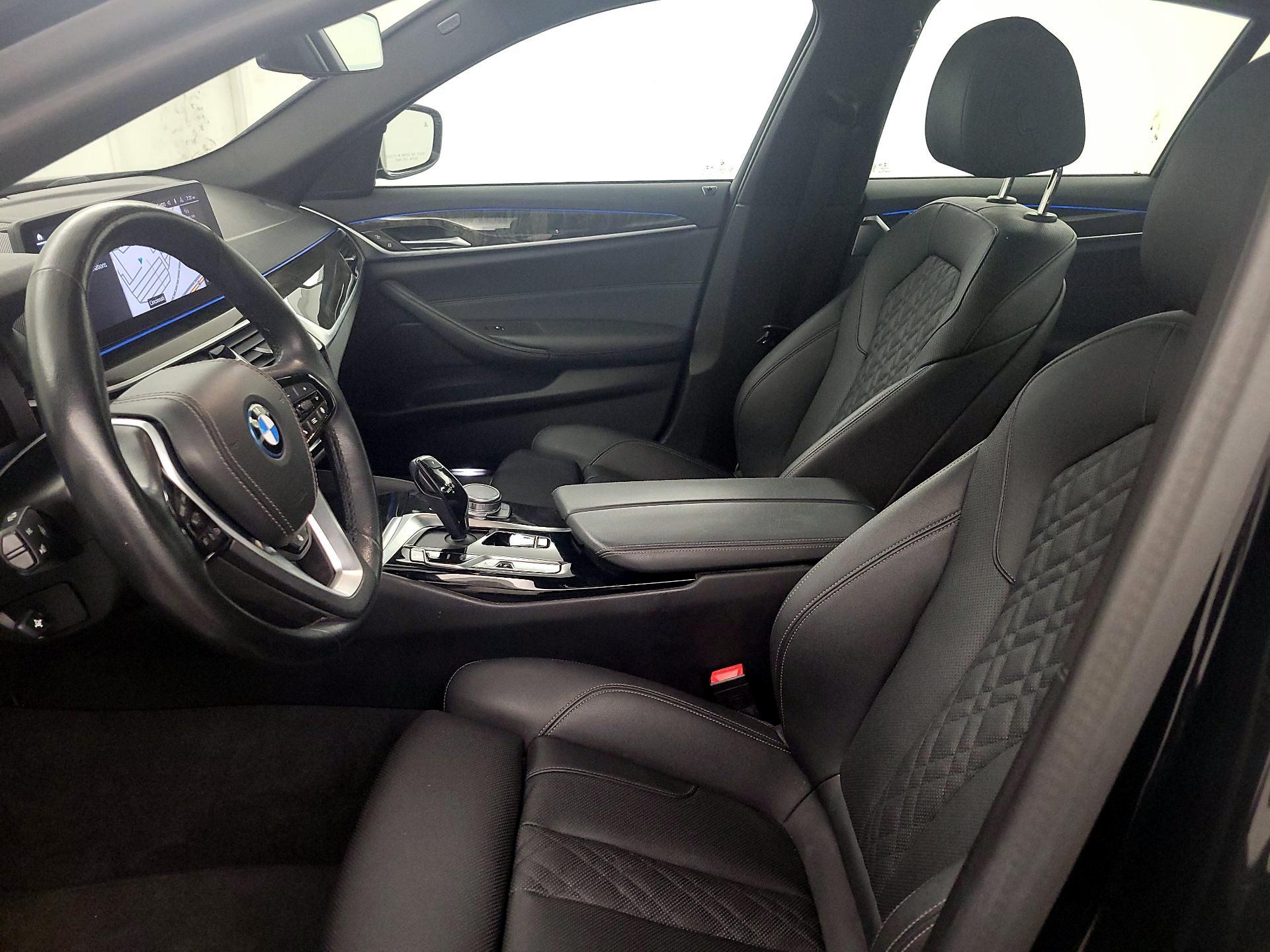 Thumbnail: 2023 BMW 5 Series - 11