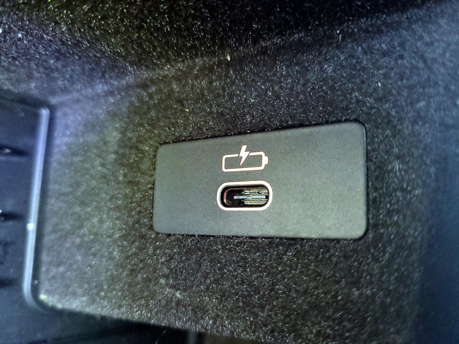 Thumbnail: 2023 BMW 5 Series - 19