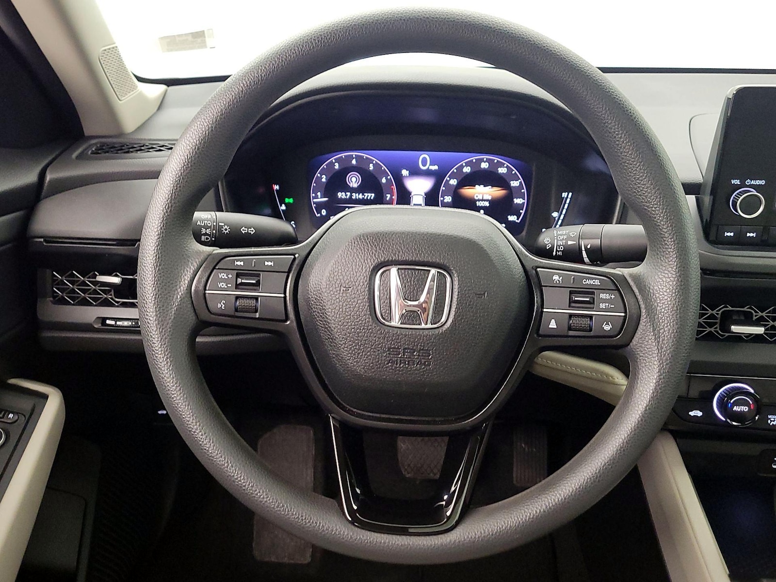 2023 Honda Accord EX - Photo 11