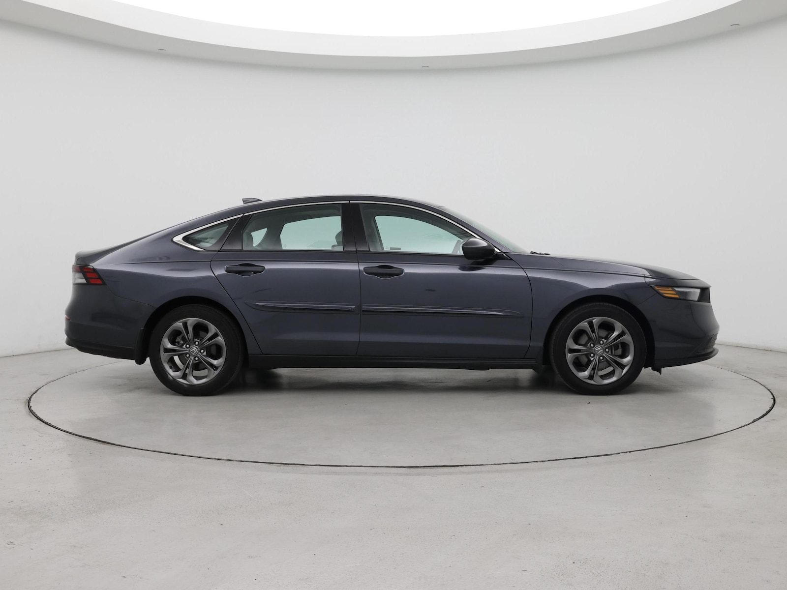 2023 Honda Accord EX - Photo 8