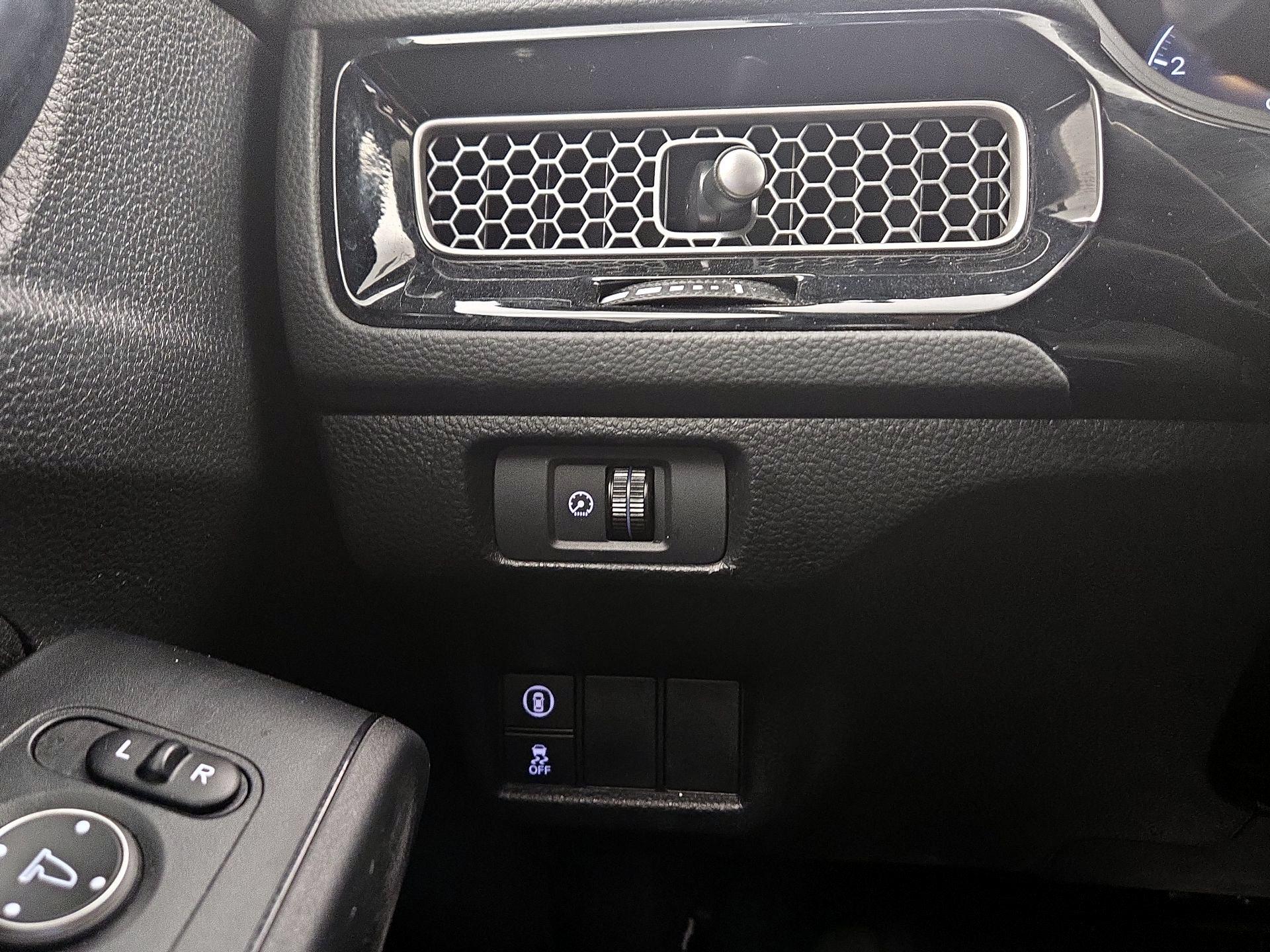 Thumbnail: 2024 Honda Civic - 13