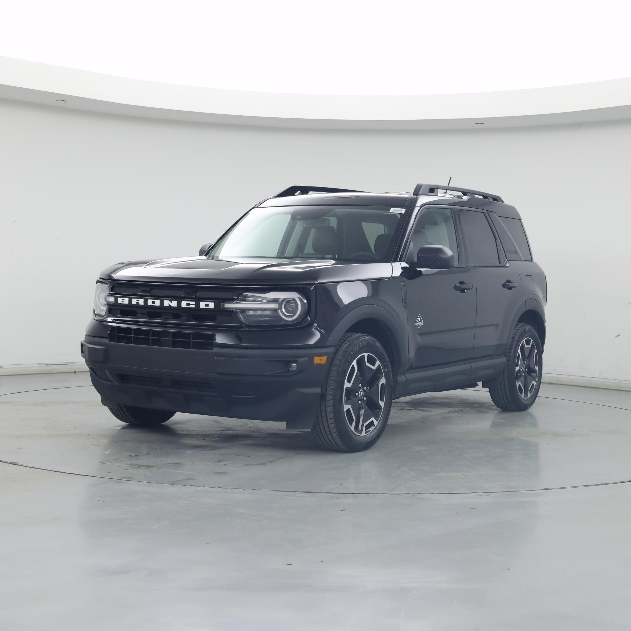 Thumbnail: 2023 Ford Bronco Sport - 4