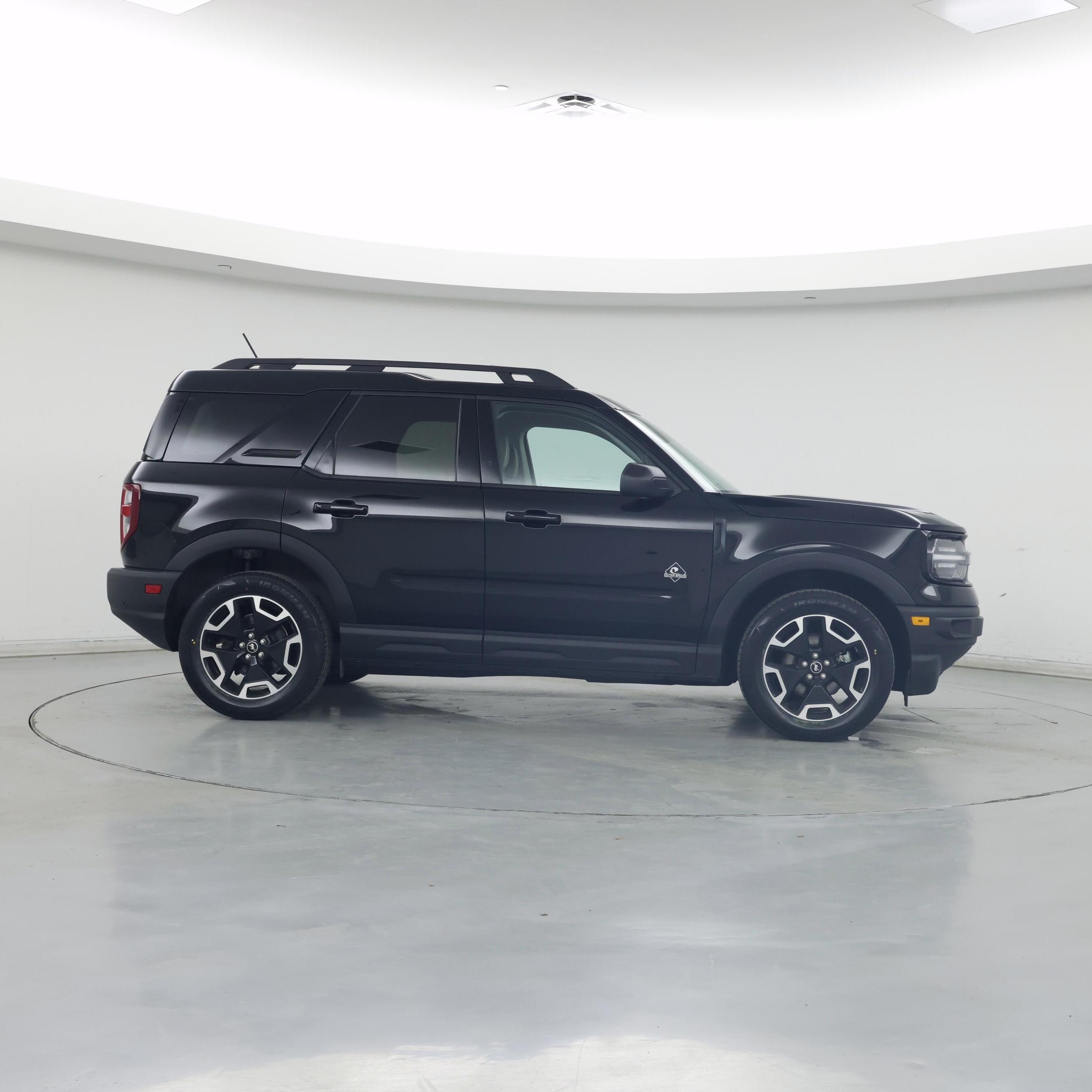 Thumbnail: 2023 Ford Bronco Sport - 7