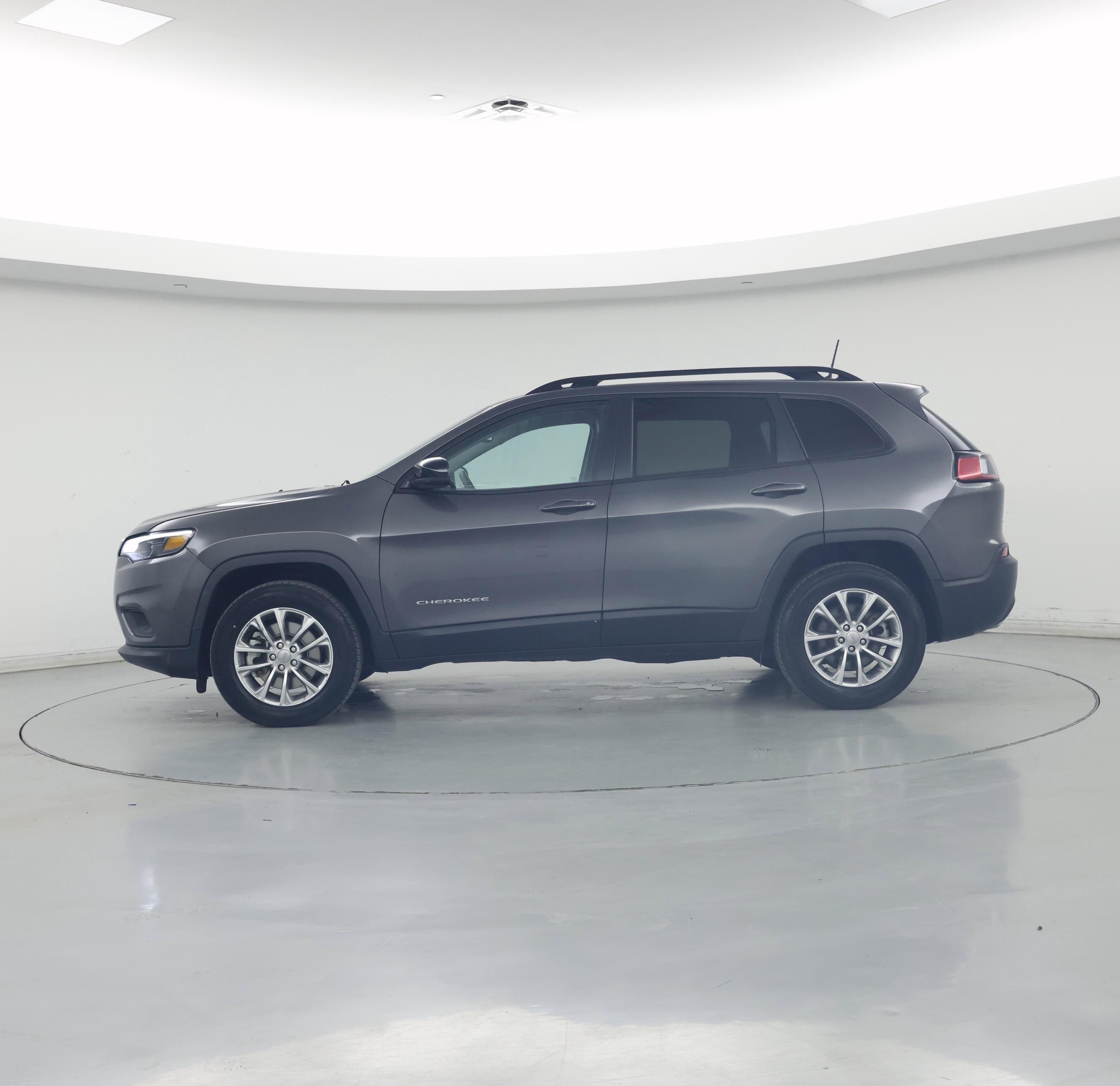 Thumbnail: 2022 Jeep Cherokee - 3