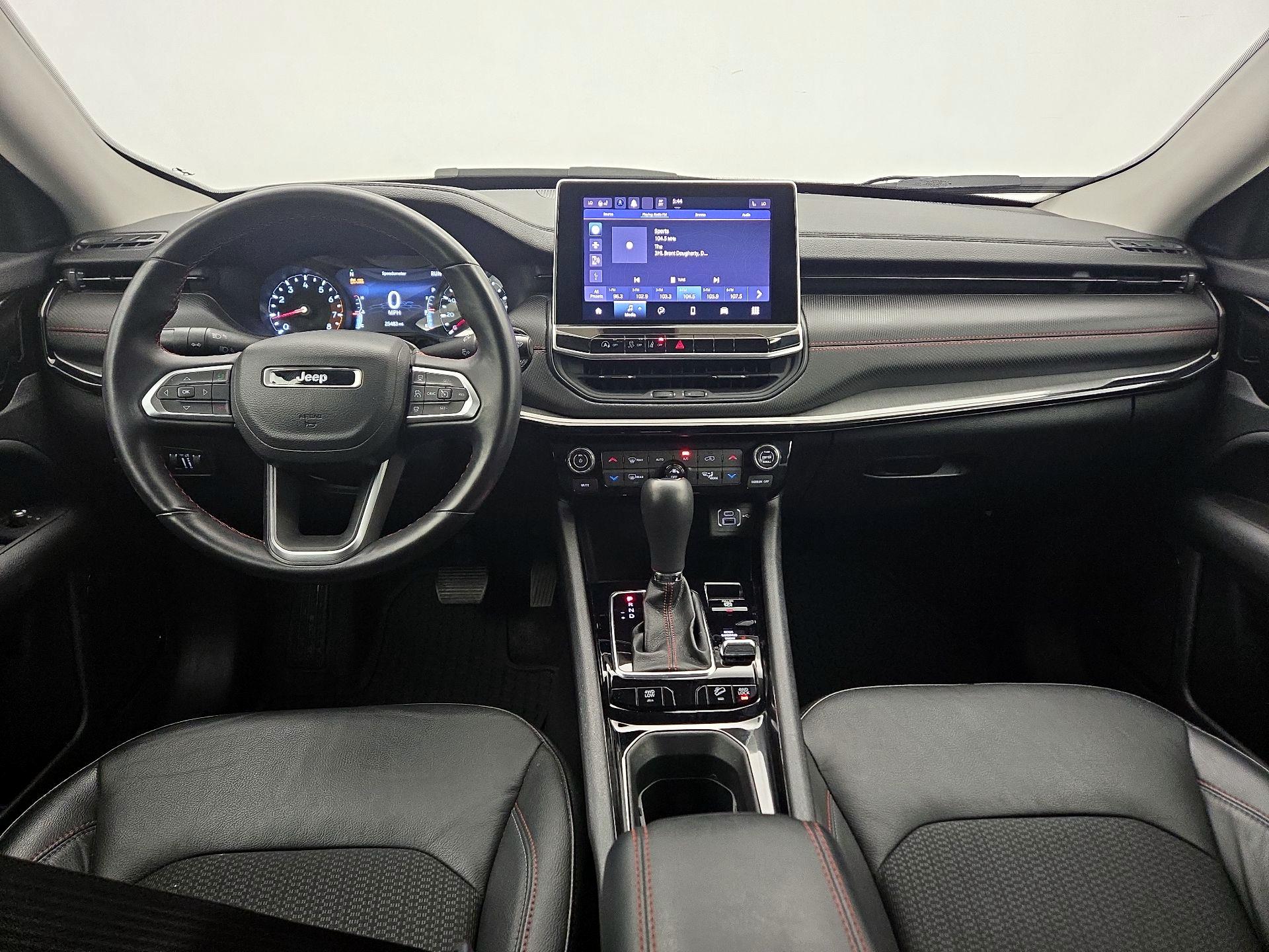 Thumbnail: 2022 Jeep Compass - 9