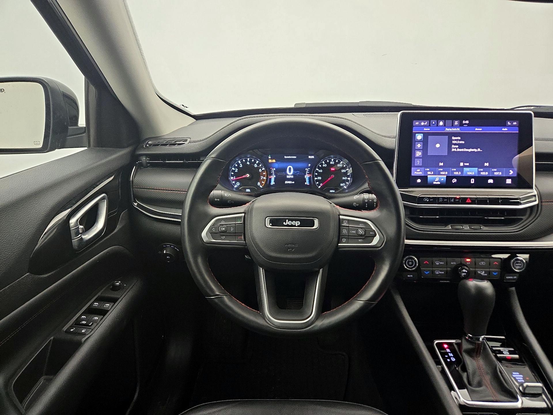 Thumbnail: 2022 Jeep Compass - 10