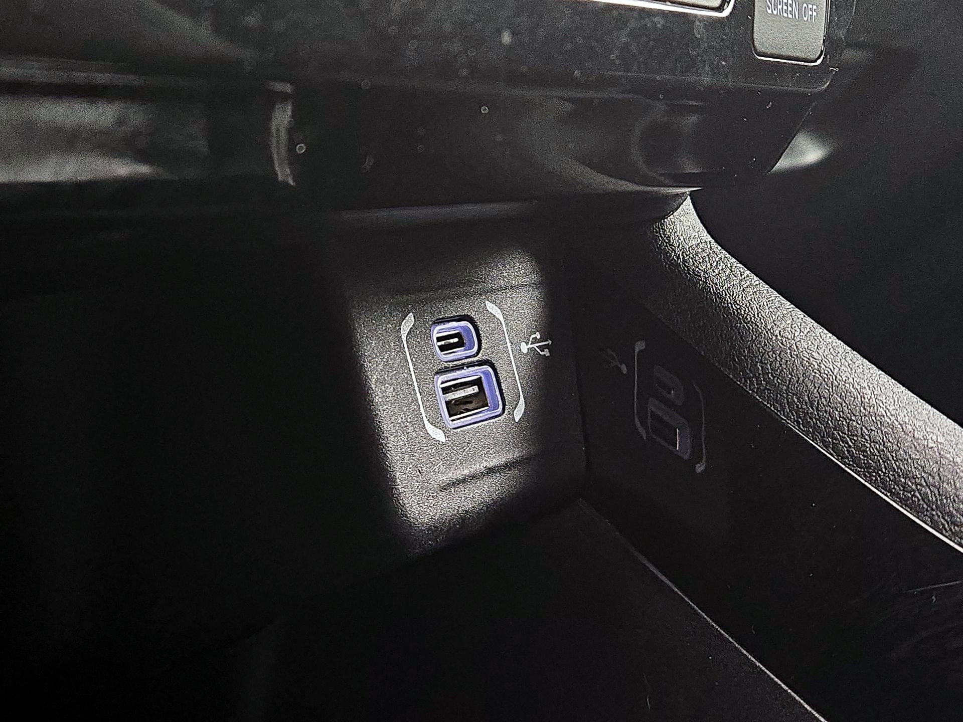 Thumbnail: 2022 Jeep Compass - 18