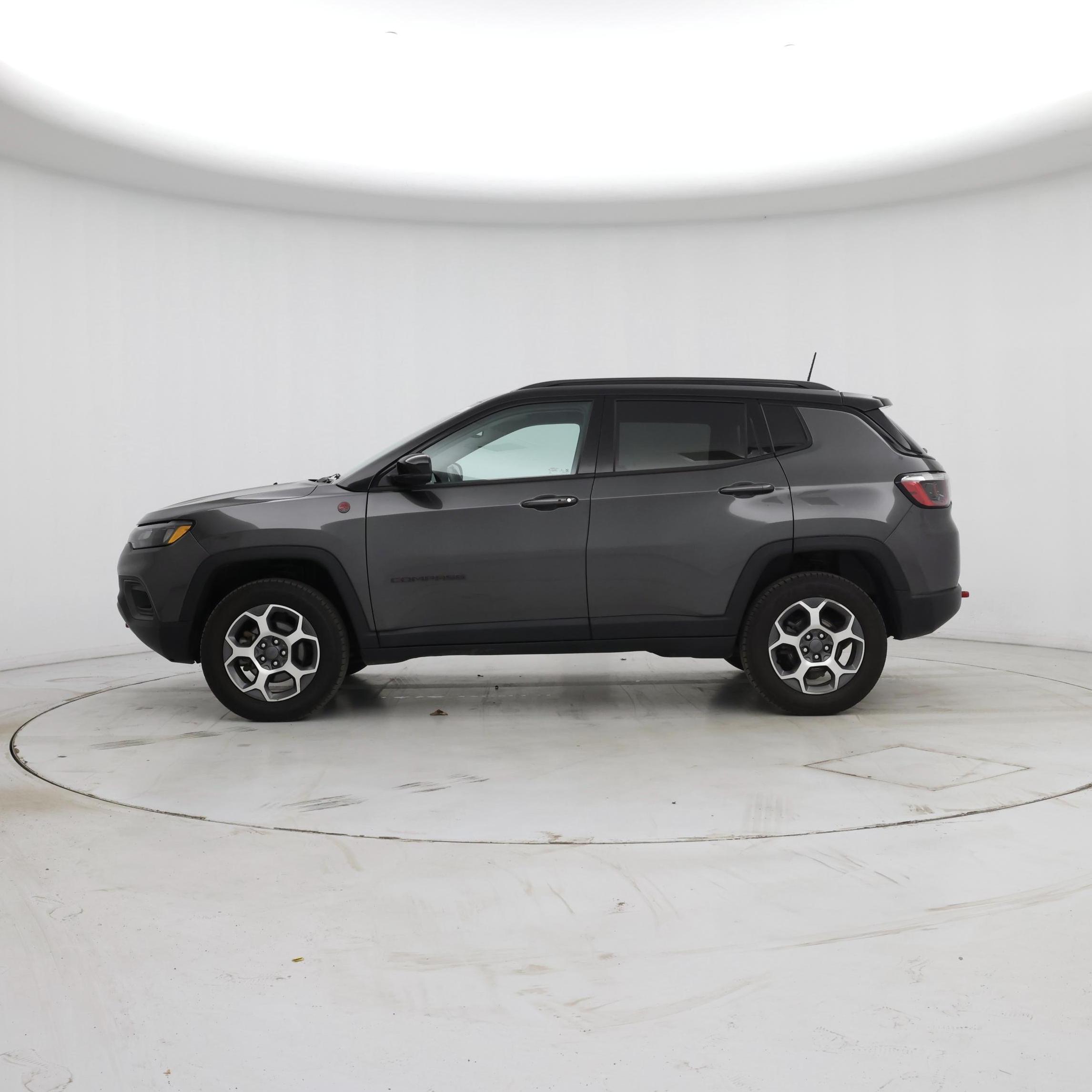 Thumbnail: 2022 Jeep Compass - 3