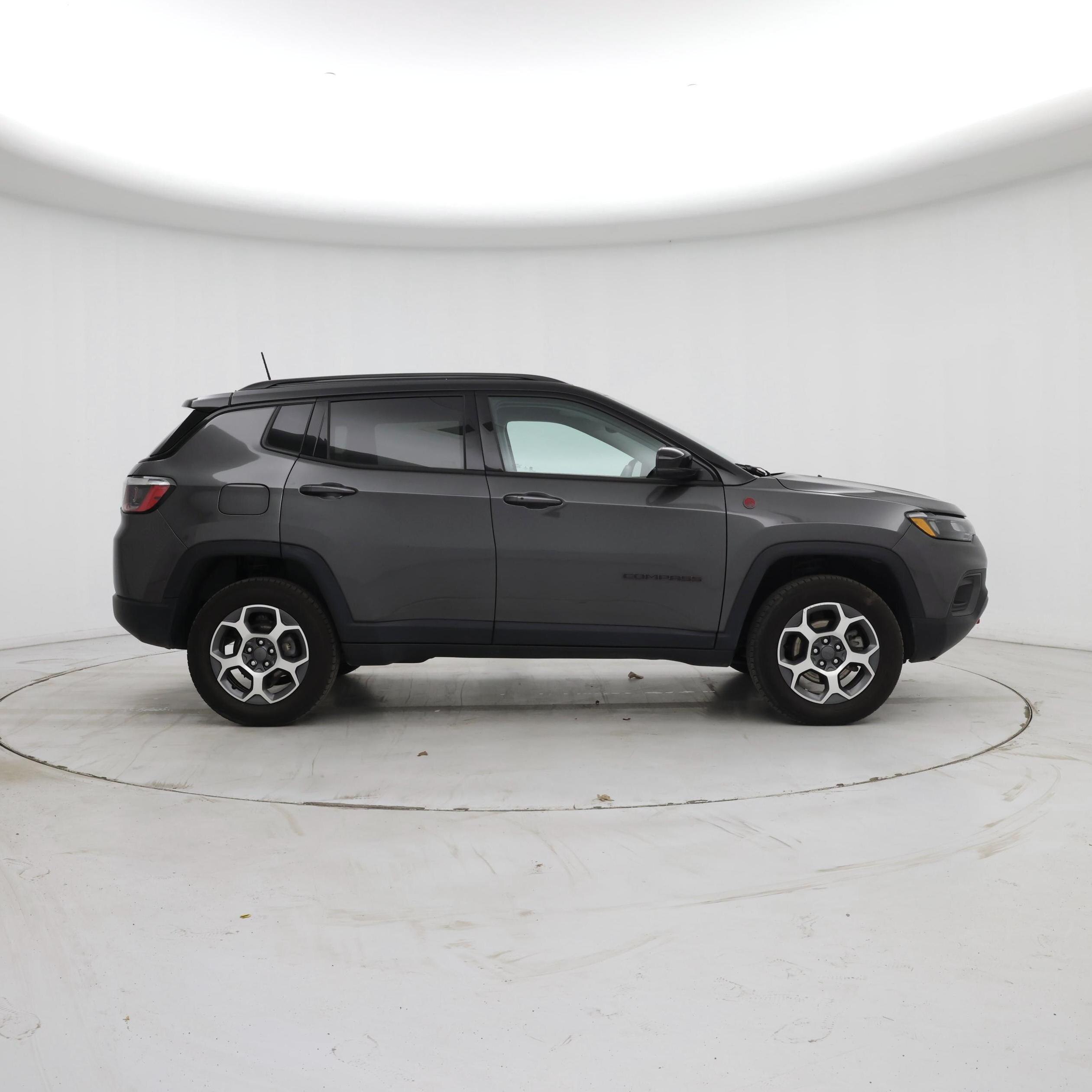 Thumbnail: 2022 Jeep Compass - 7