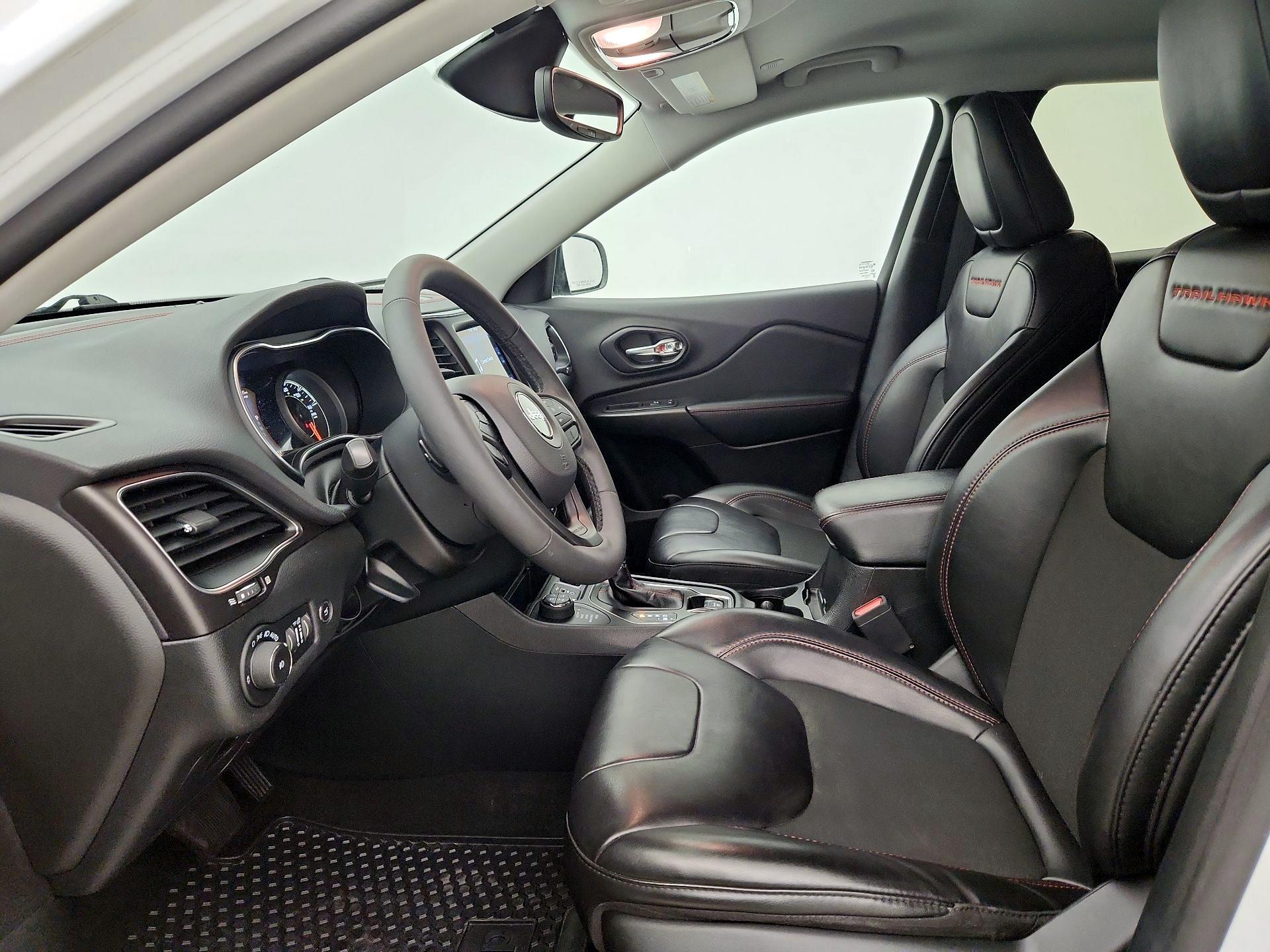 Thumbnail: 2022 Jeep Cherokee - 11