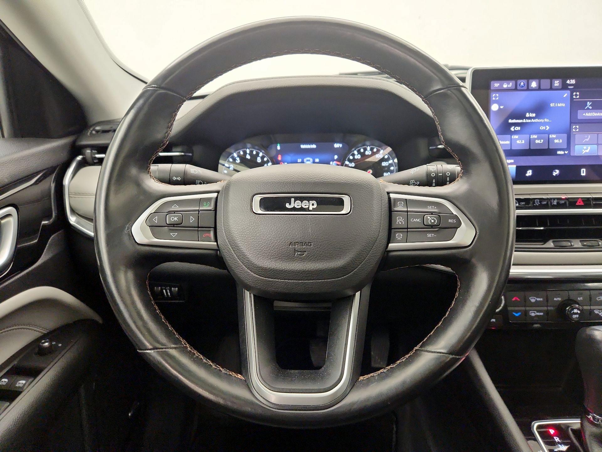 Thumbnail: 2022 Jeep Compass - 10