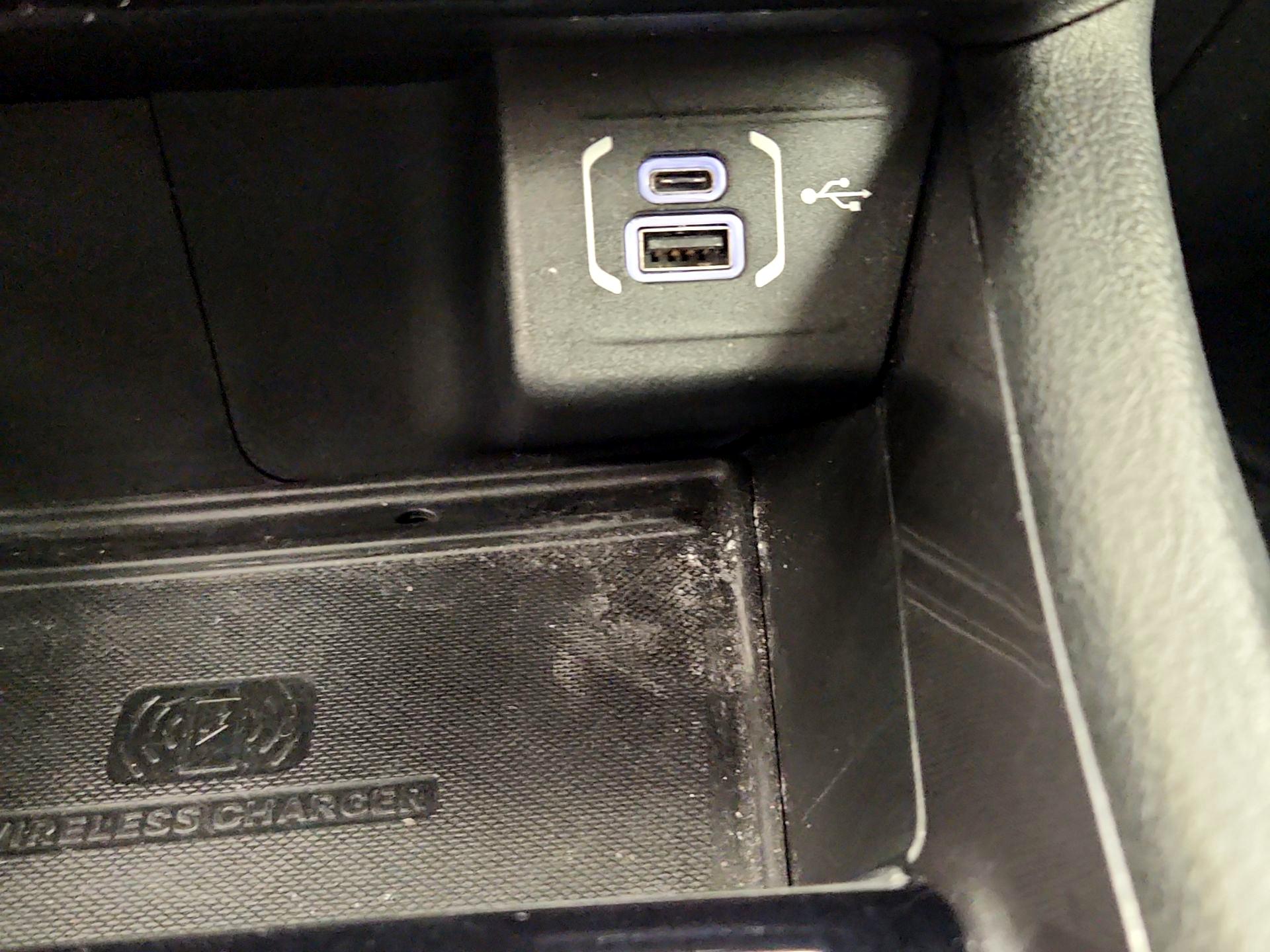 Thumbnail: 2022 Jeep Compass - 18