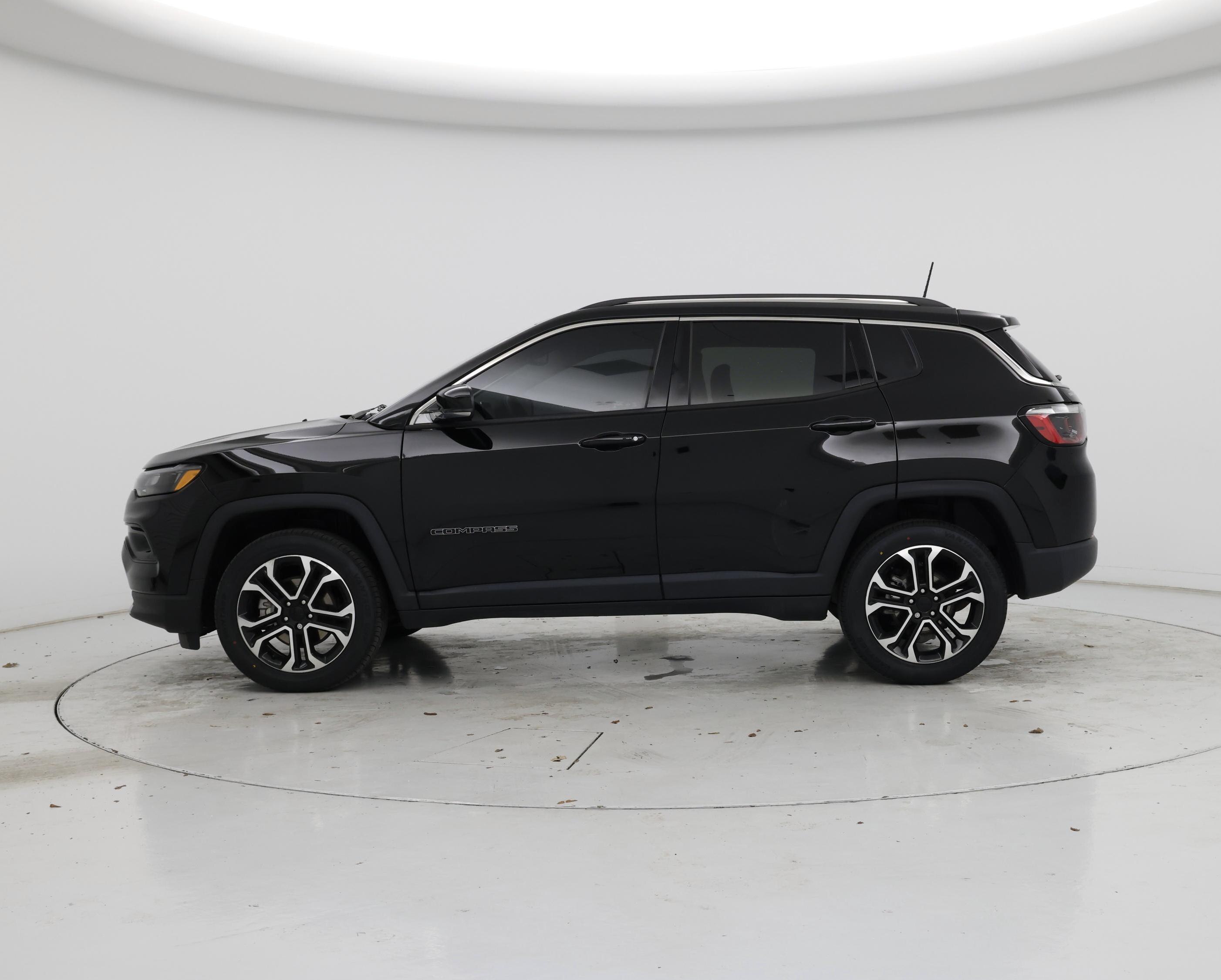 Thumbnail: 2022 Jeep Compass - 3