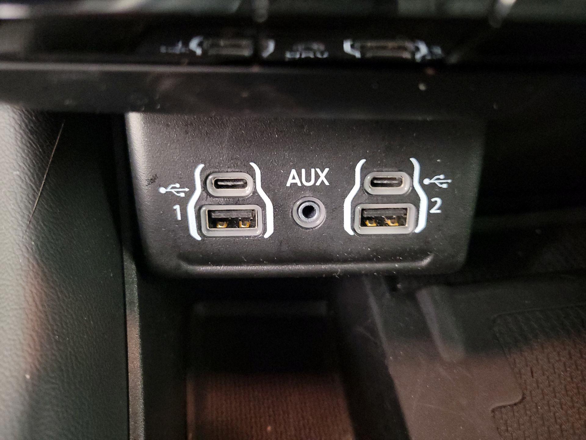 Thumbnail: 2022 Dodge Durango - 19