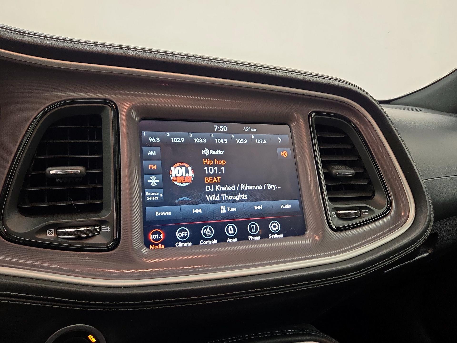 Thumbnail: 2022 Dodge Challenger - 15