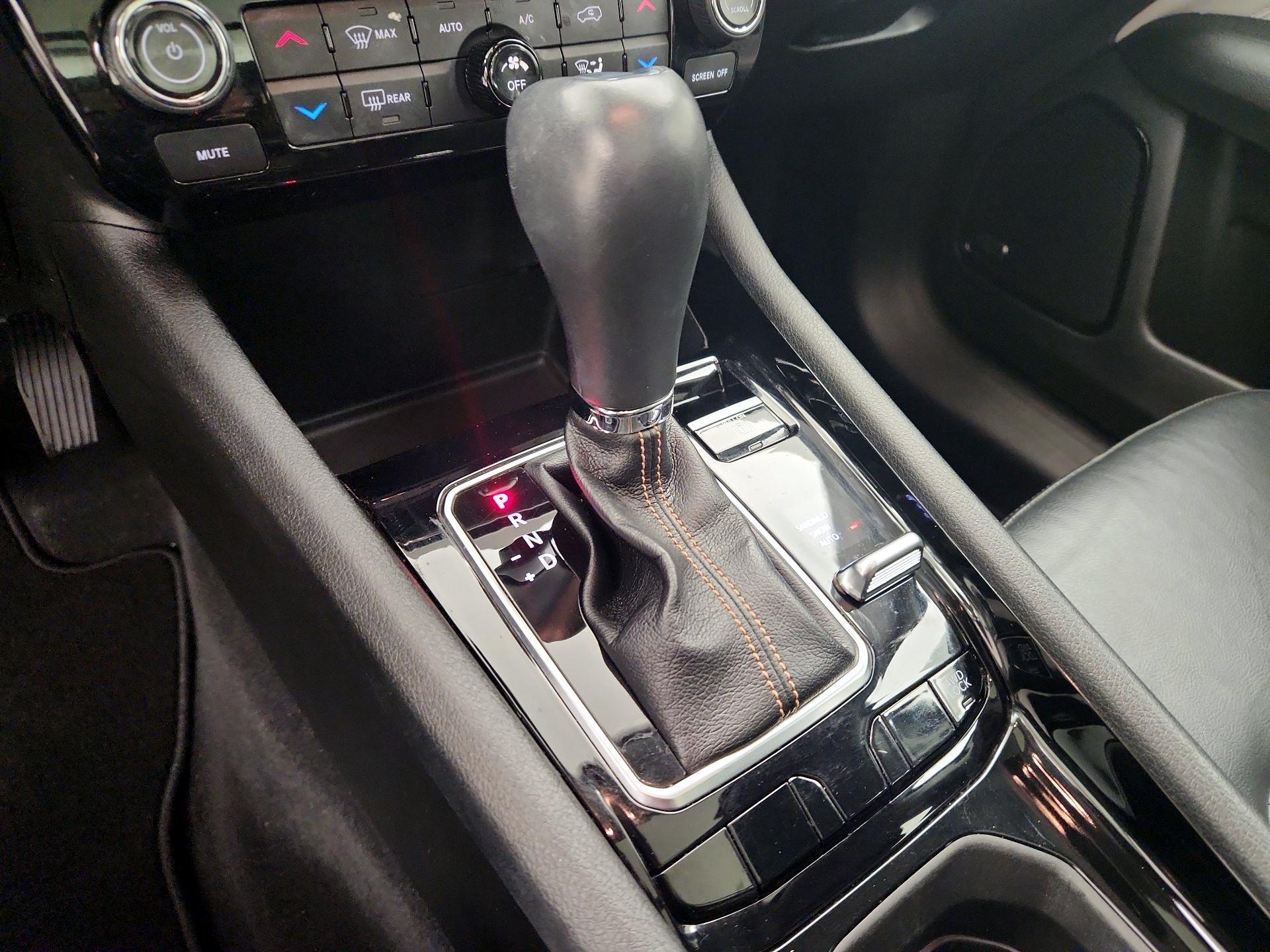 Thumbnail: 2022 Jeep Compass - 17