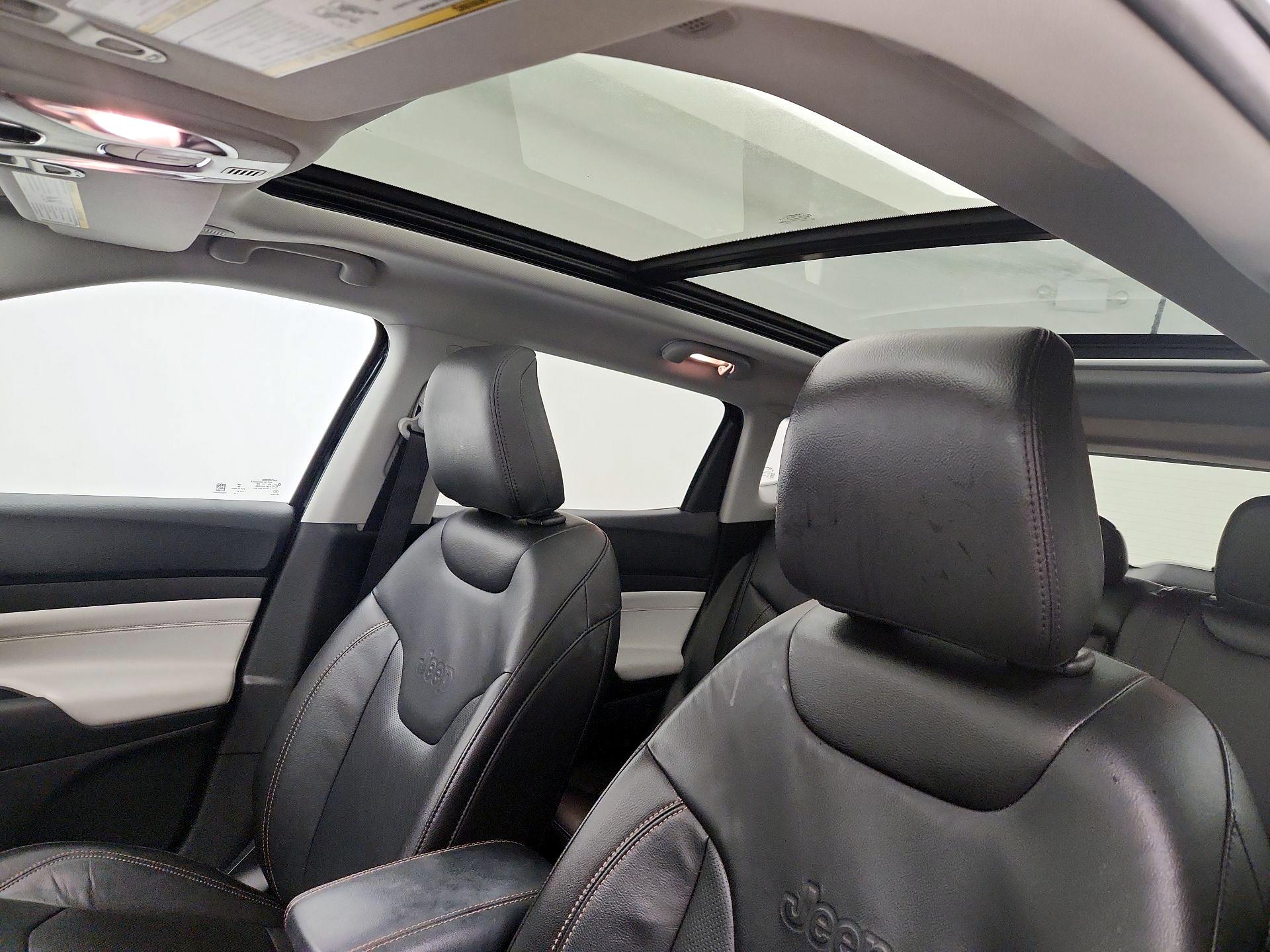 Thumbnail: 2022 Jeep Compass - 19