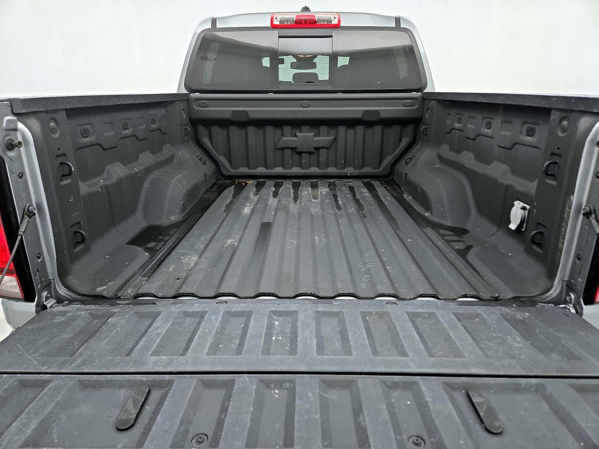 Thumbnail: 2023 Chevrolet Colorado - 20