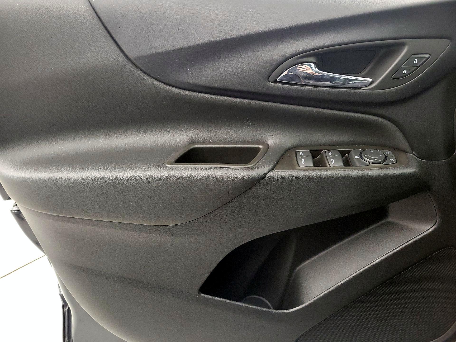 Thumbnail: 2023 Chevrolet Equinox - 12