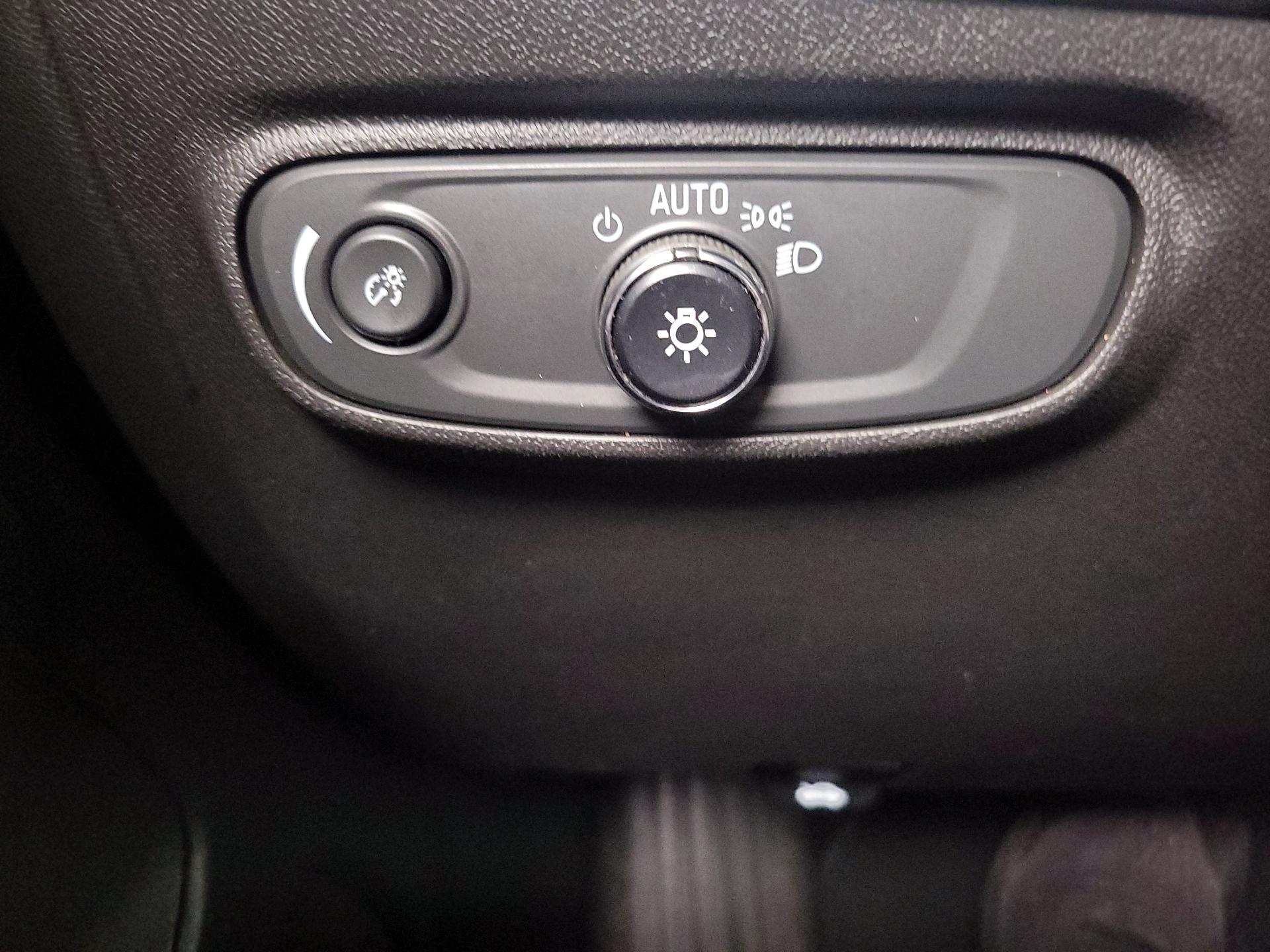 Thumbnail: 2023 Chevrolet Equinox - 13