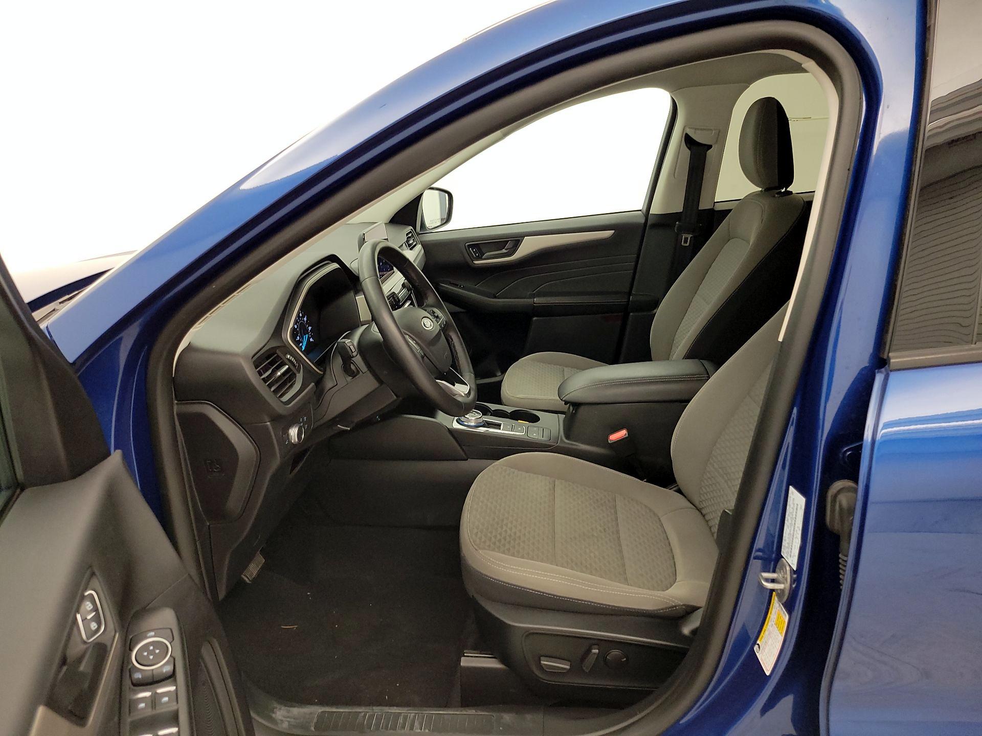 Thumbnail: 2022 Ford Escape - 11