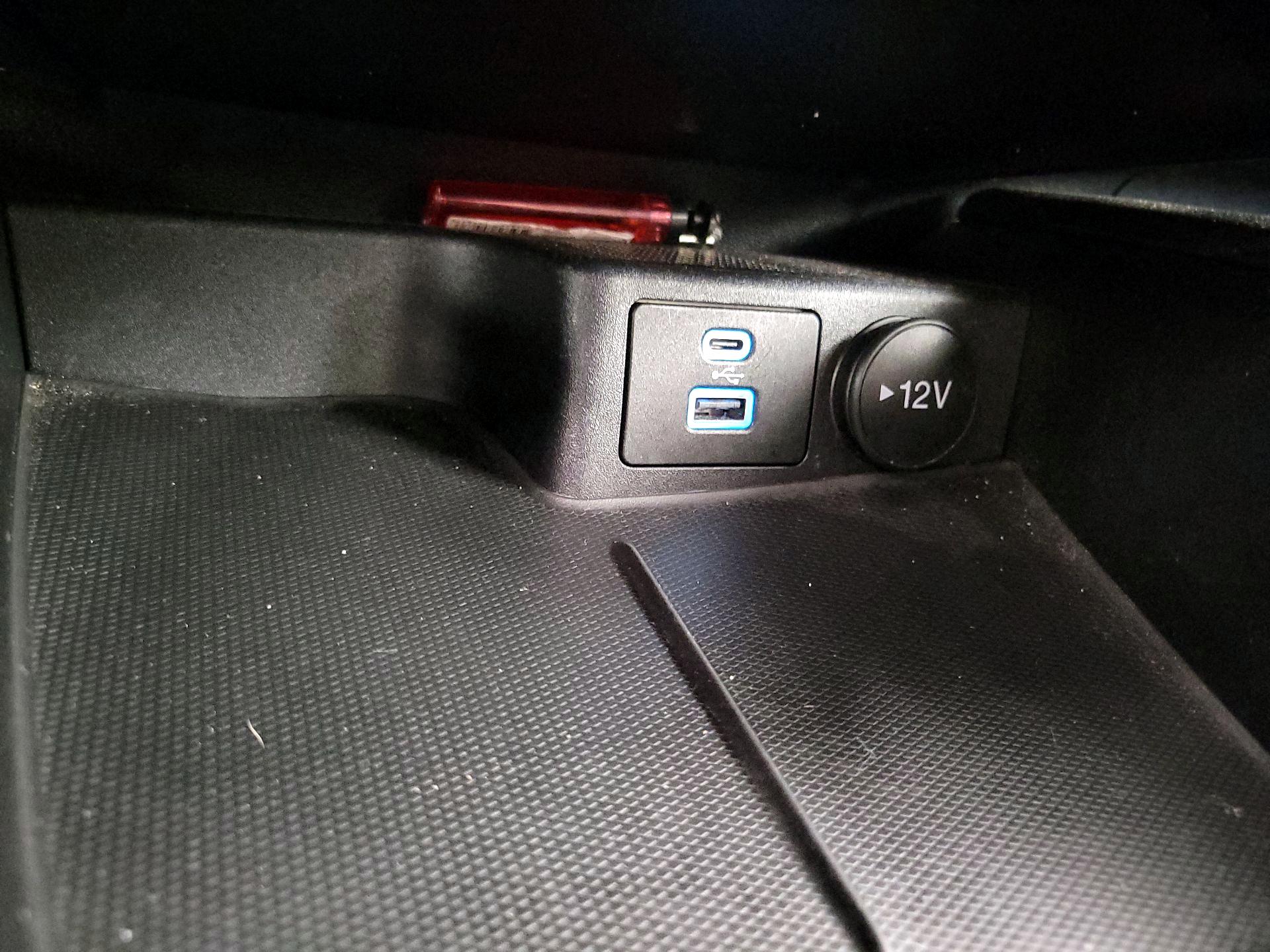 Thumbnail: 2022 Ford Escape - 18