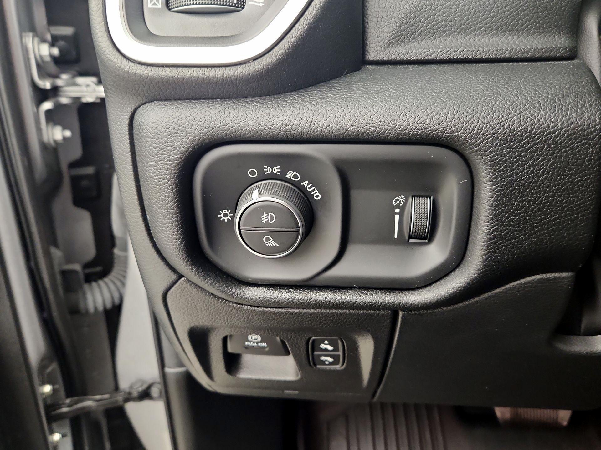 Thumbnail: 2022 RAM 1500 - 13