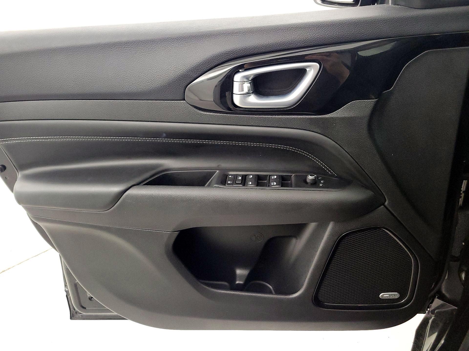 Thumbnail: 2022 Jeep Compass - 12